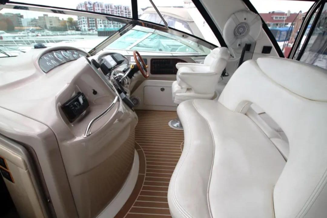 M 10634 EF Knot 10 Yacht Sales M 10634 EF Knot 10 Yacht Sales
