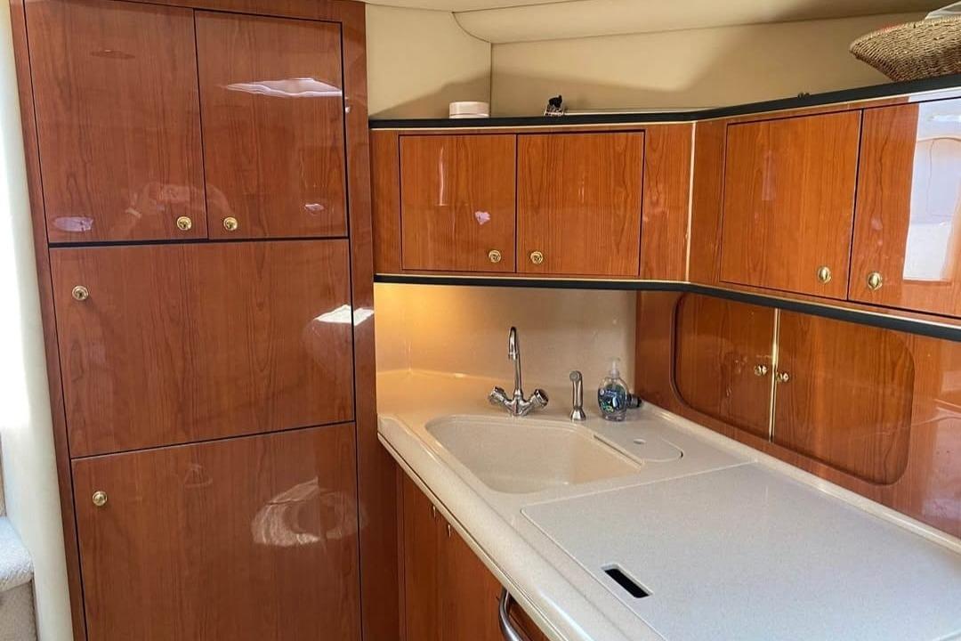 M 10634 EF Knot 10 Yacht Sales M 10634 EF Knot 10 Yacht Sales