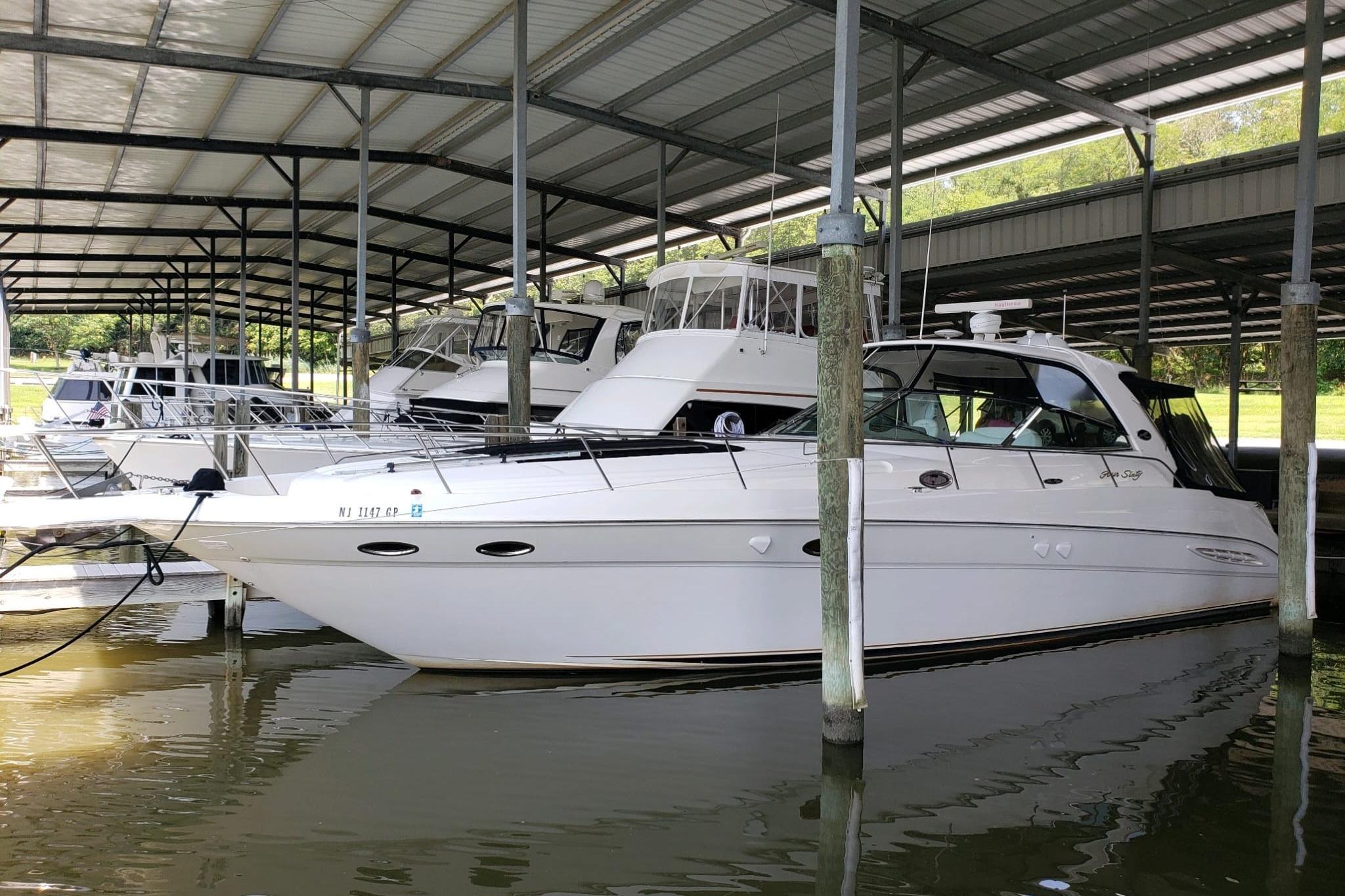 M 10634 EF Knot 10 Yacht Sales M 10634 EF Knot 10 Yacht Sales