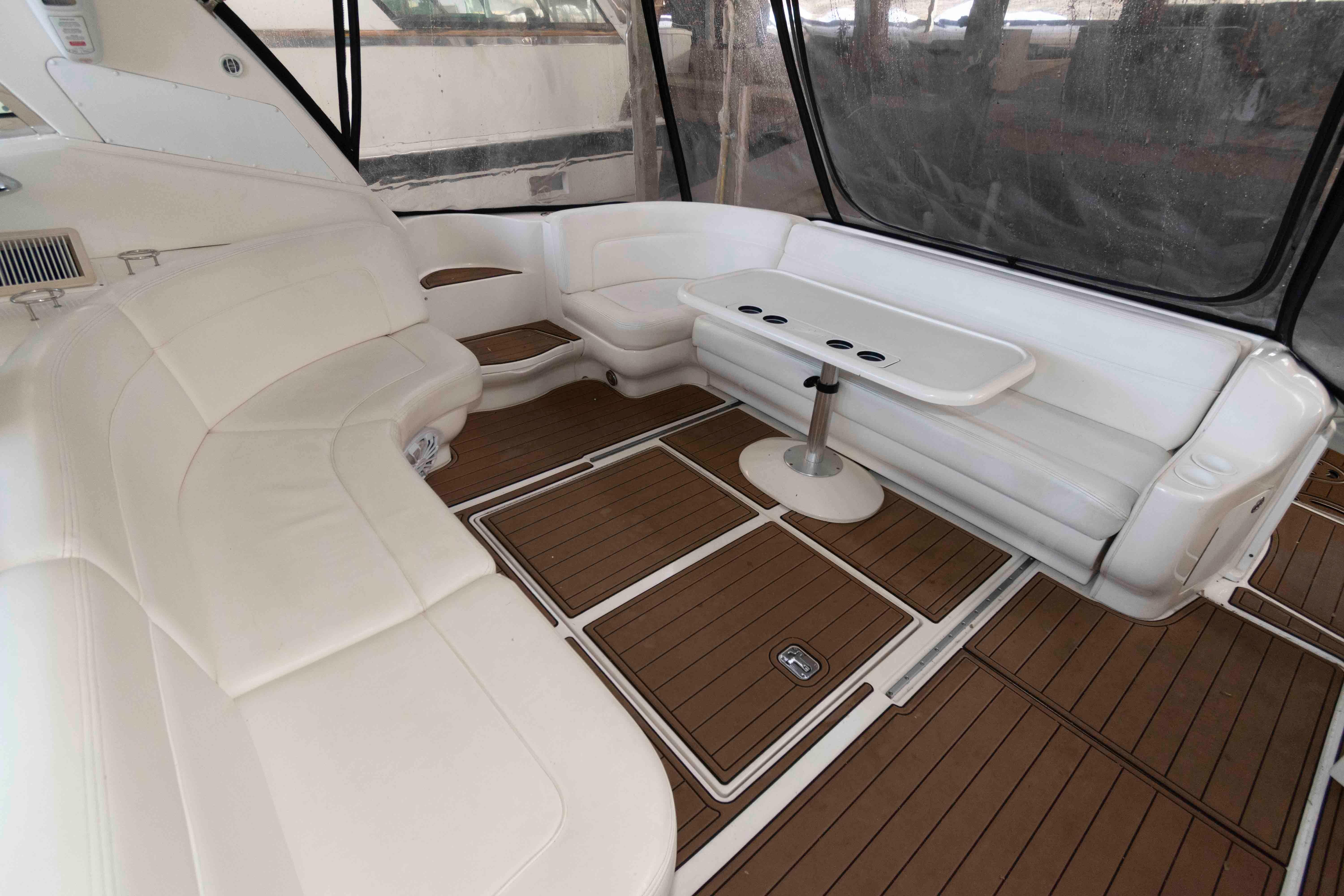 M 10634 EF Knot 10 Yacht Sales M 10634 EF Knot 10 Yacht Sales