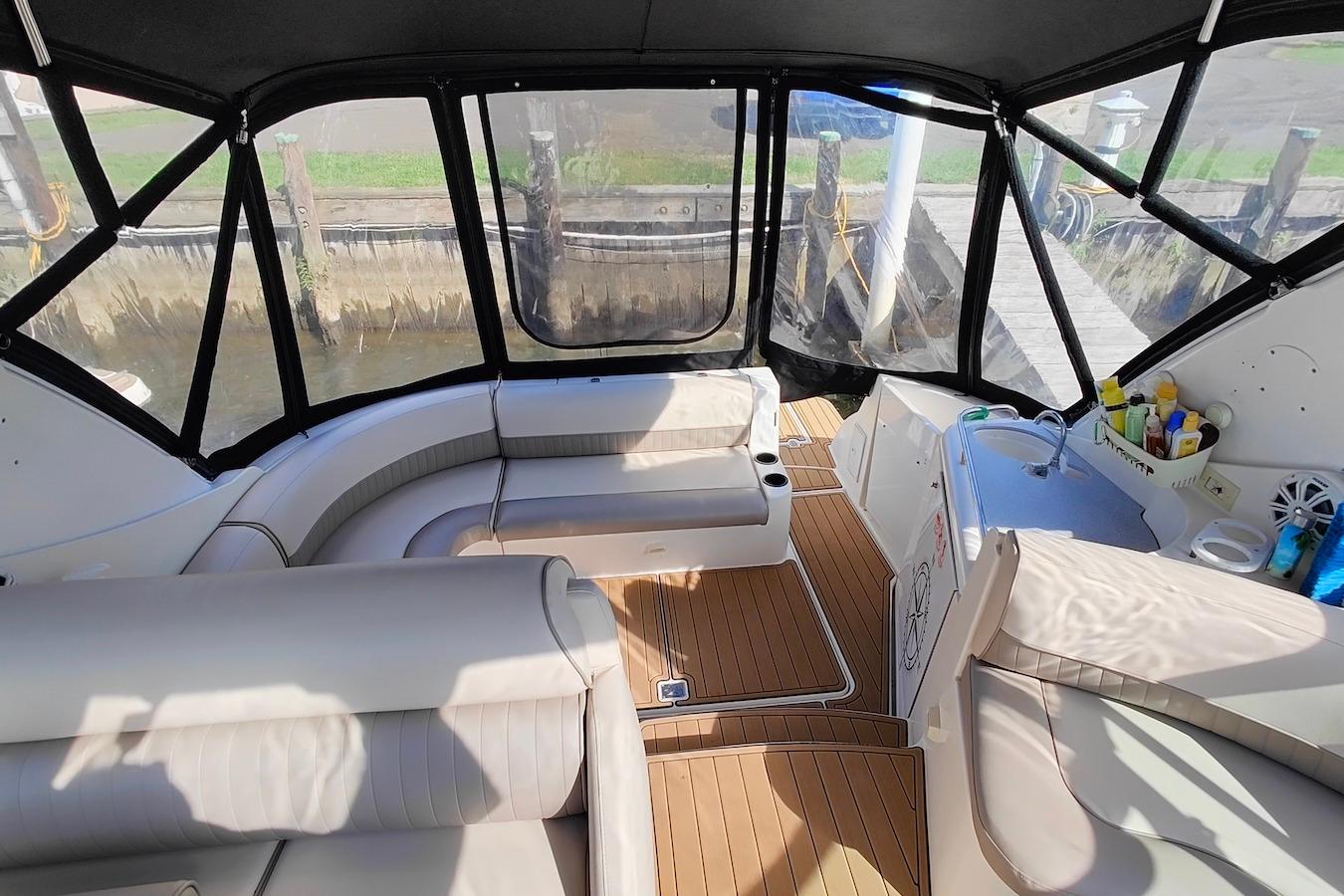 M 10633 TW Knot 10 Yacht Sales M 10633 TW Knot 10 Yacht Sales