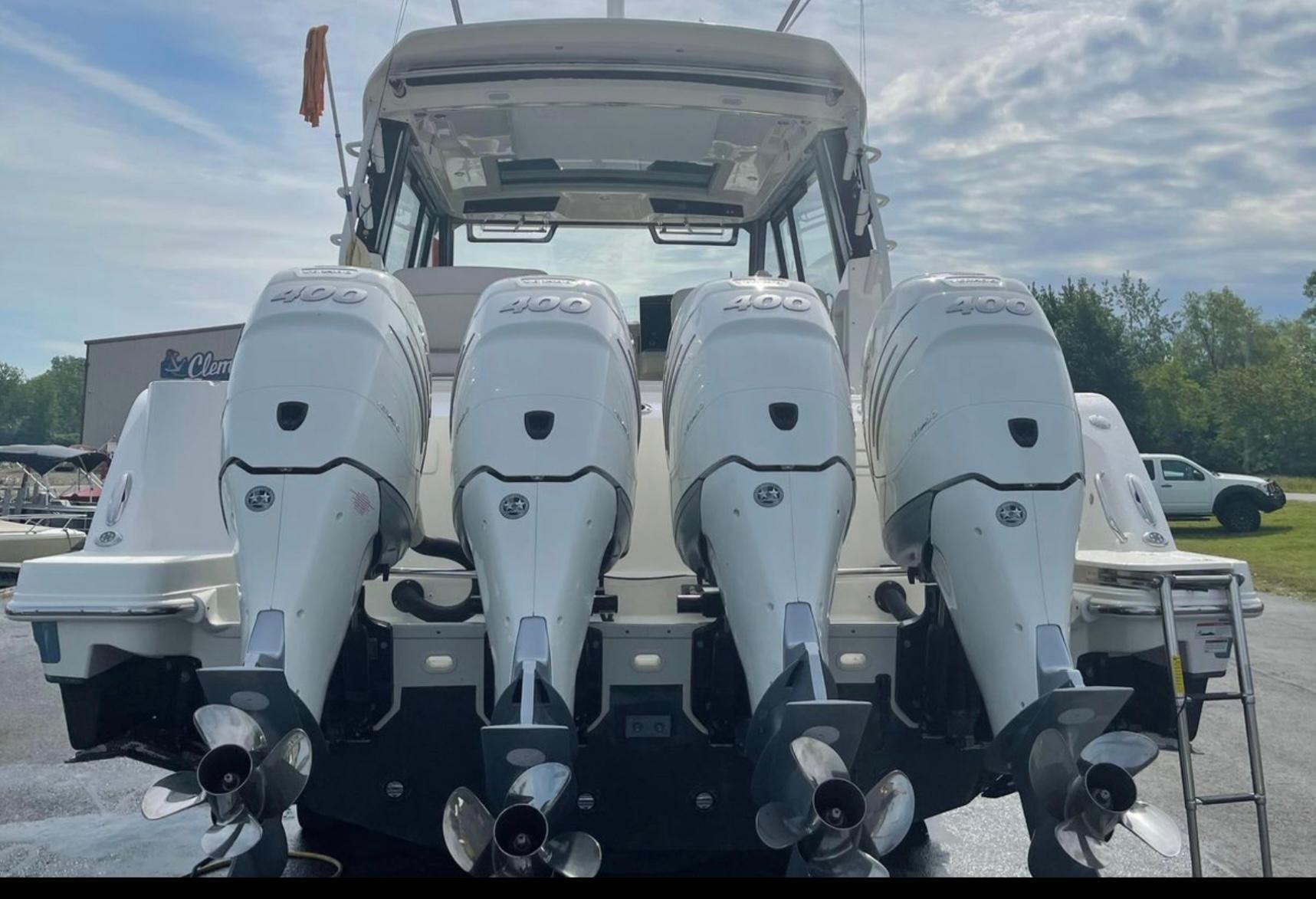 2021 Boston Whaler