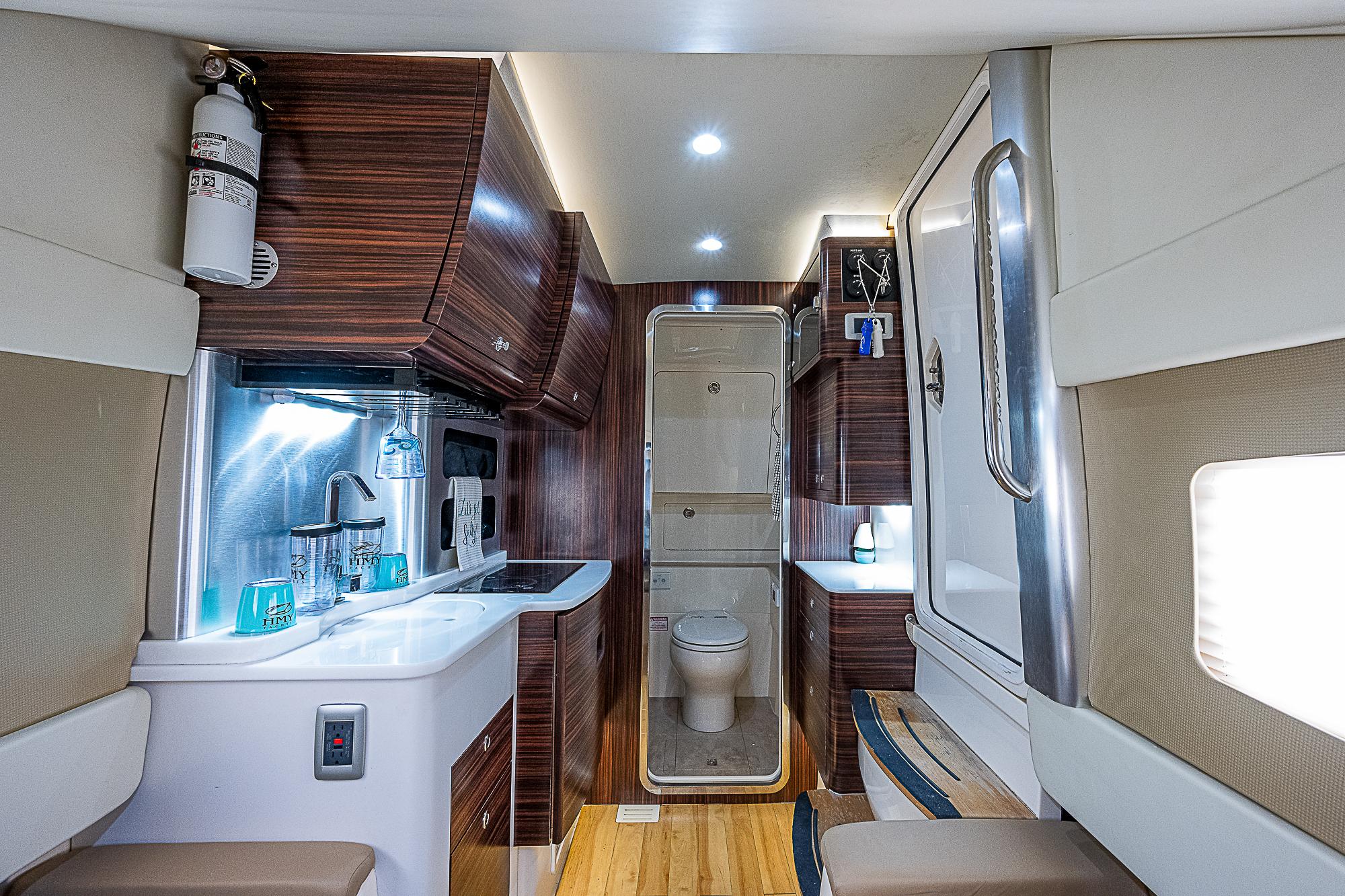 42' 2018 Scout 42 LXF - Galley