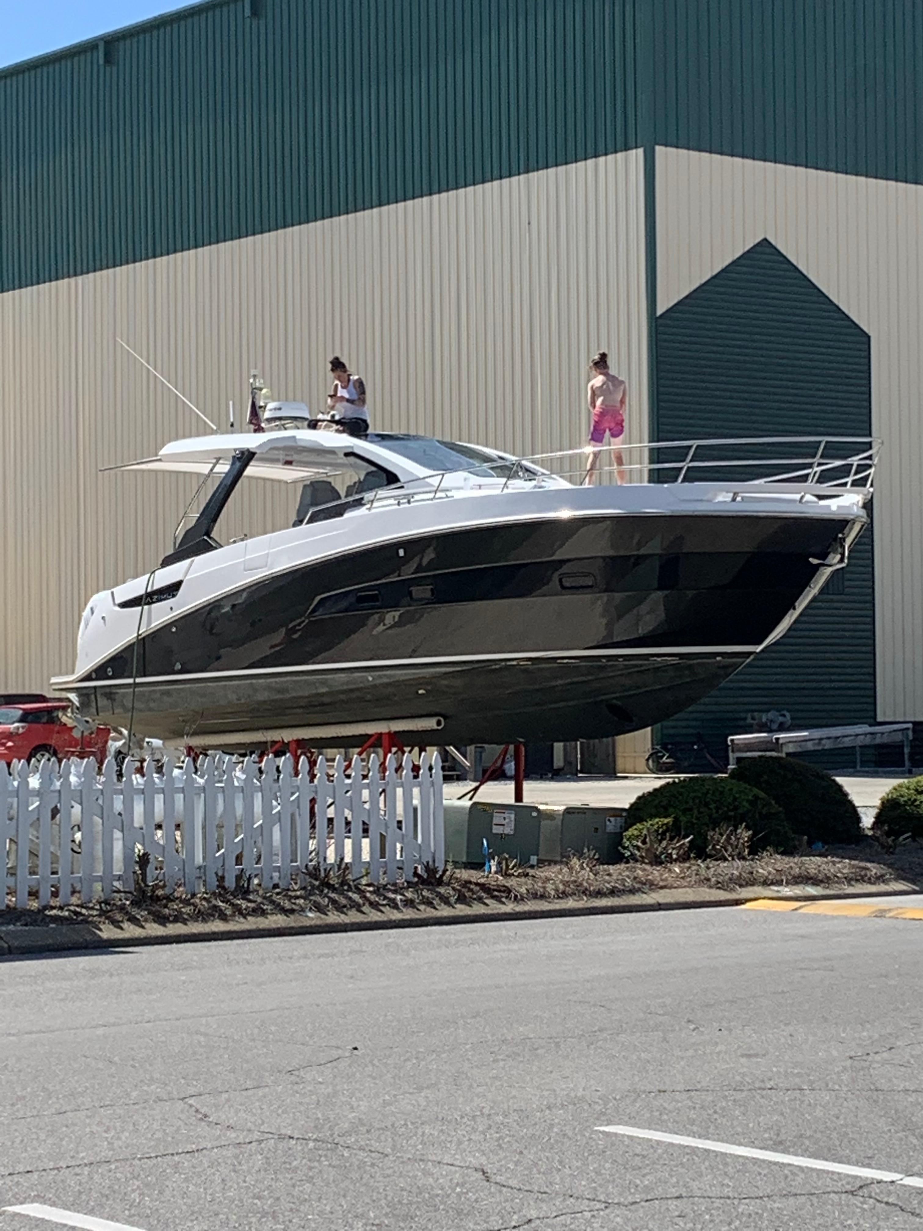 2020 Azimut