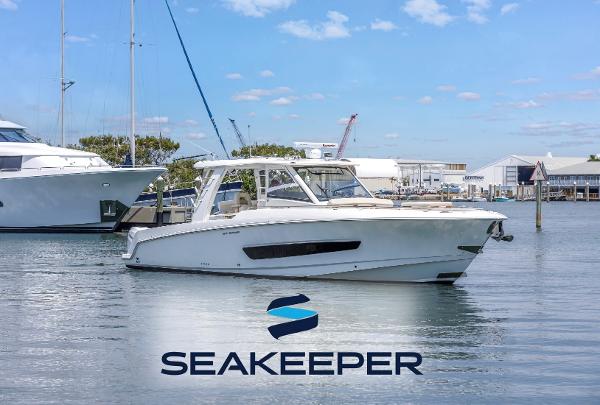 2018 Boston Whaler 420 Outrage