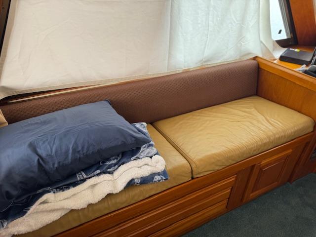 Hatteras-Enclosed Flybridge 1982-ANDIAMO CA-US-9820084 | Thumbnail