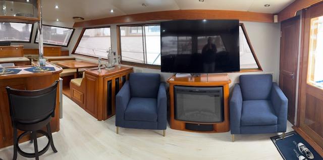 Hatteras-Enclosed Flybridge 1982-ANDIAMO CA-US-9820084 | Thumbnail