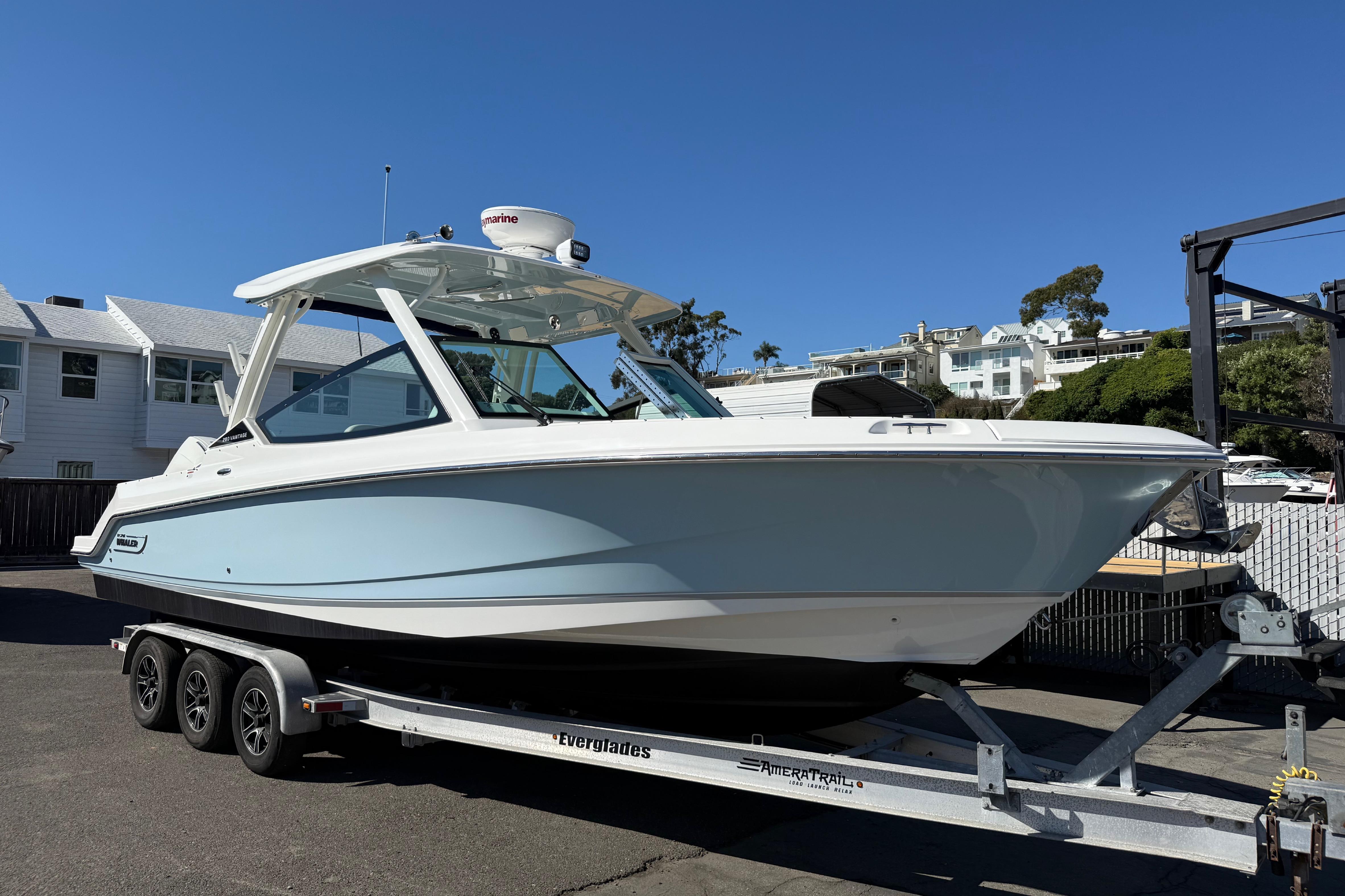 2021 Boston Whaler 280 Vantage #TBRL0870G inventory image at Sun Country Marine Group, Newport Beach