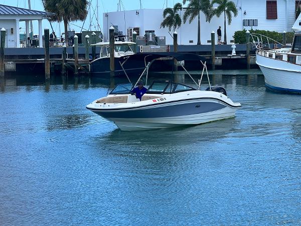 21' Sea Ray, Listing Number 100901996, - Photo No. 2