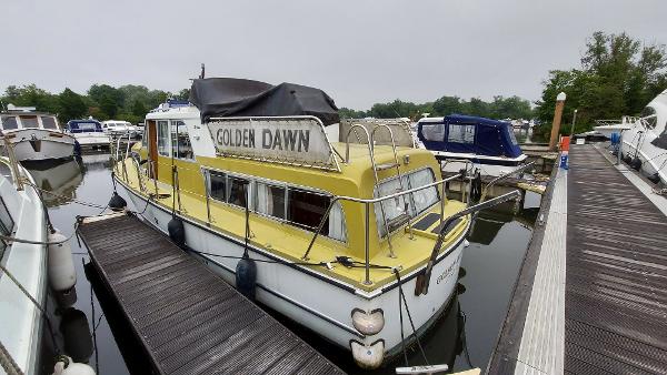 1976 Broom 30