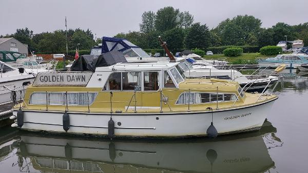 1976 Broom 30