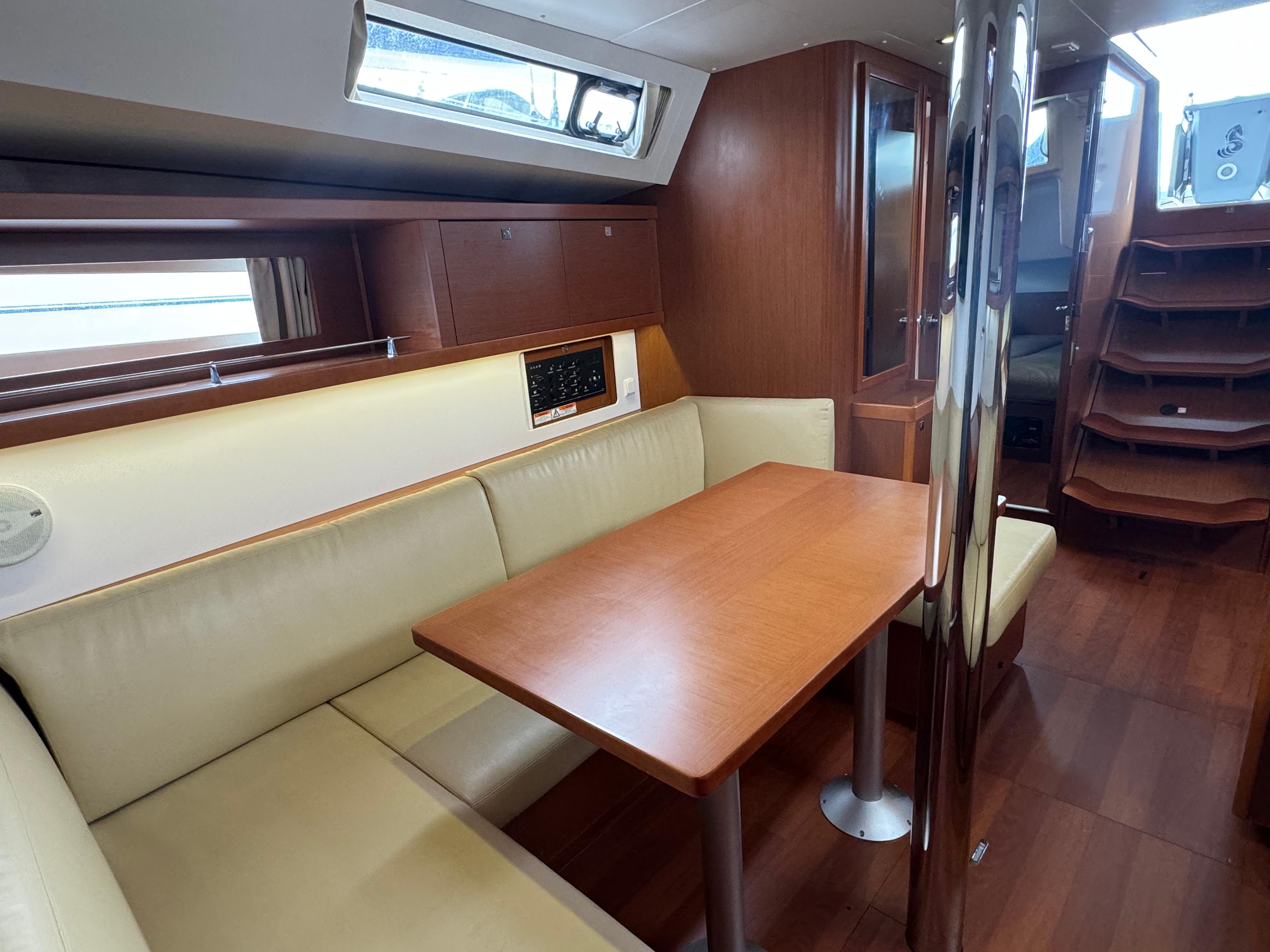 2015 Beneteau