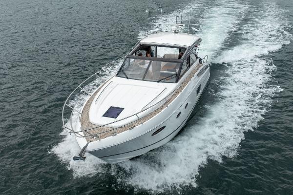 Princess Motor Yacht Sales - Used Princess V48