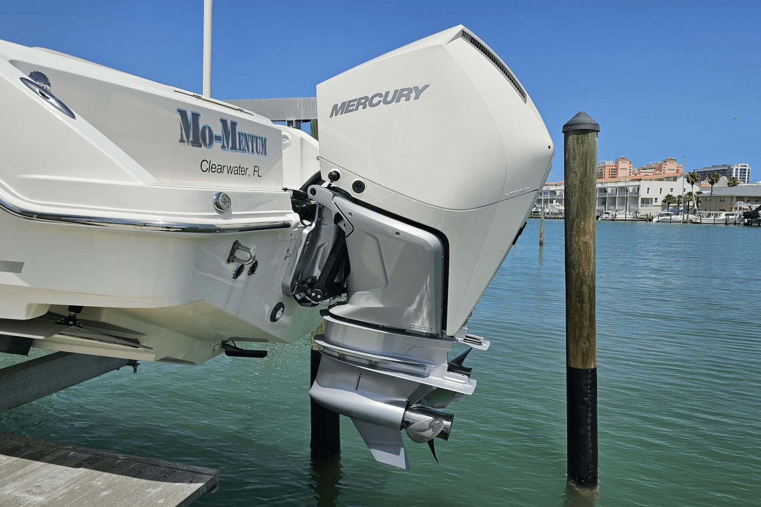 2021-boston-whaler-330-outrage-power-9820114-981505264-0-060620251157-3