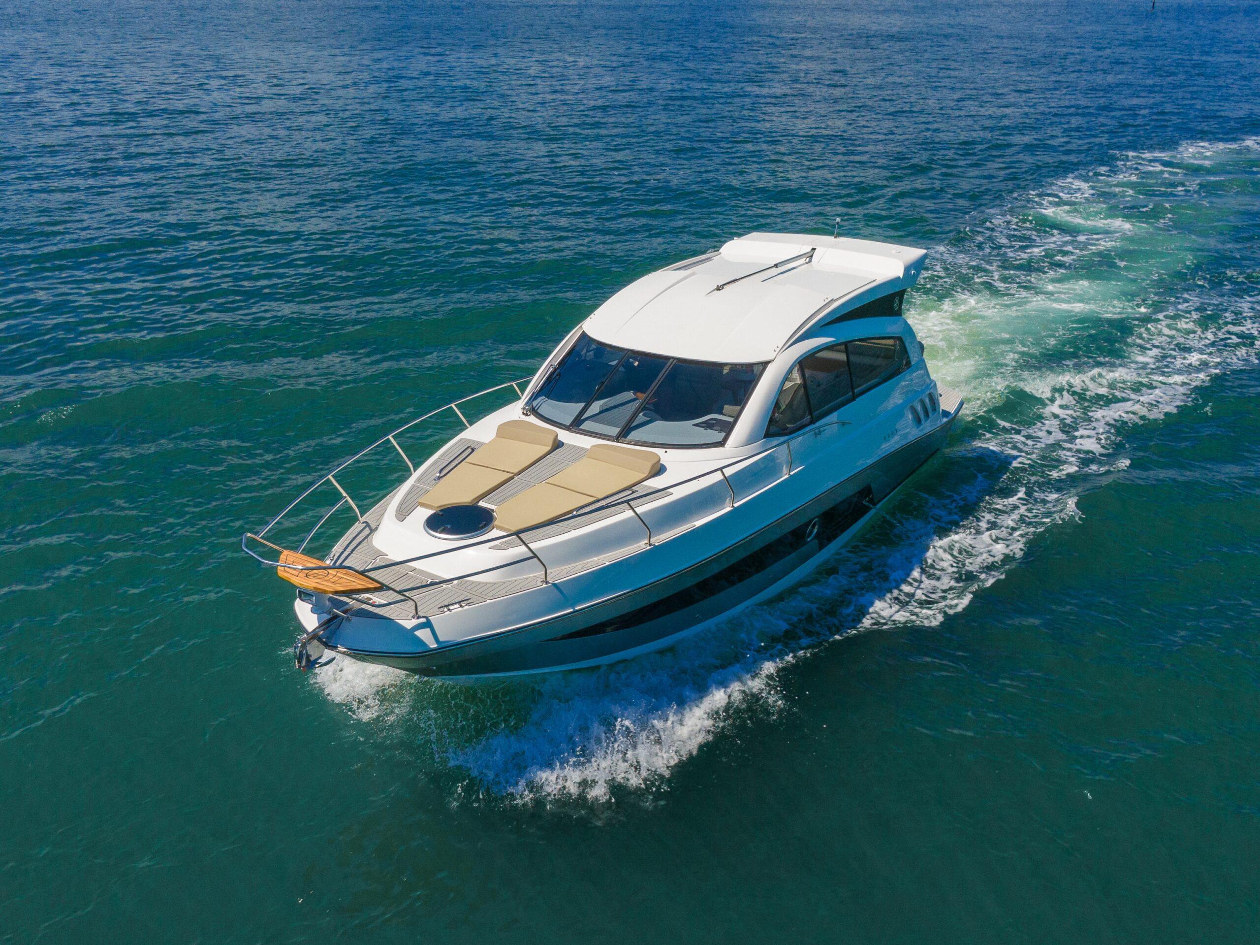 Hanover-375 Outboard 2025-Custom Order Yours Today! FL-US-9650114 | Thumbnail