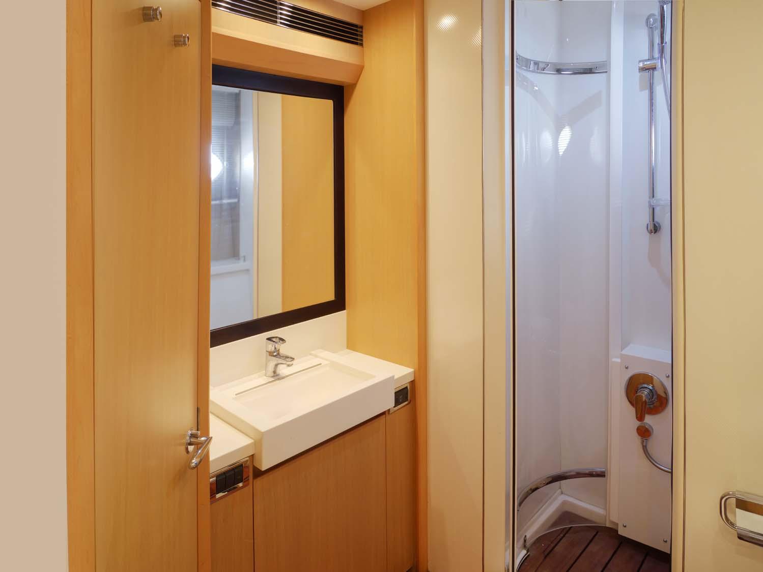 2009 Princess 65 