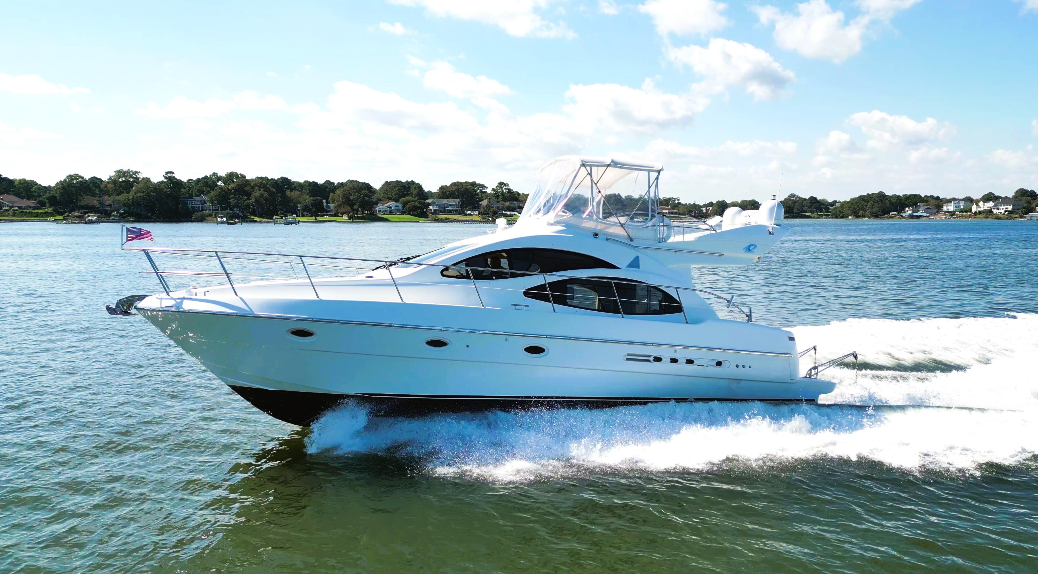 Yacht Photos Pics