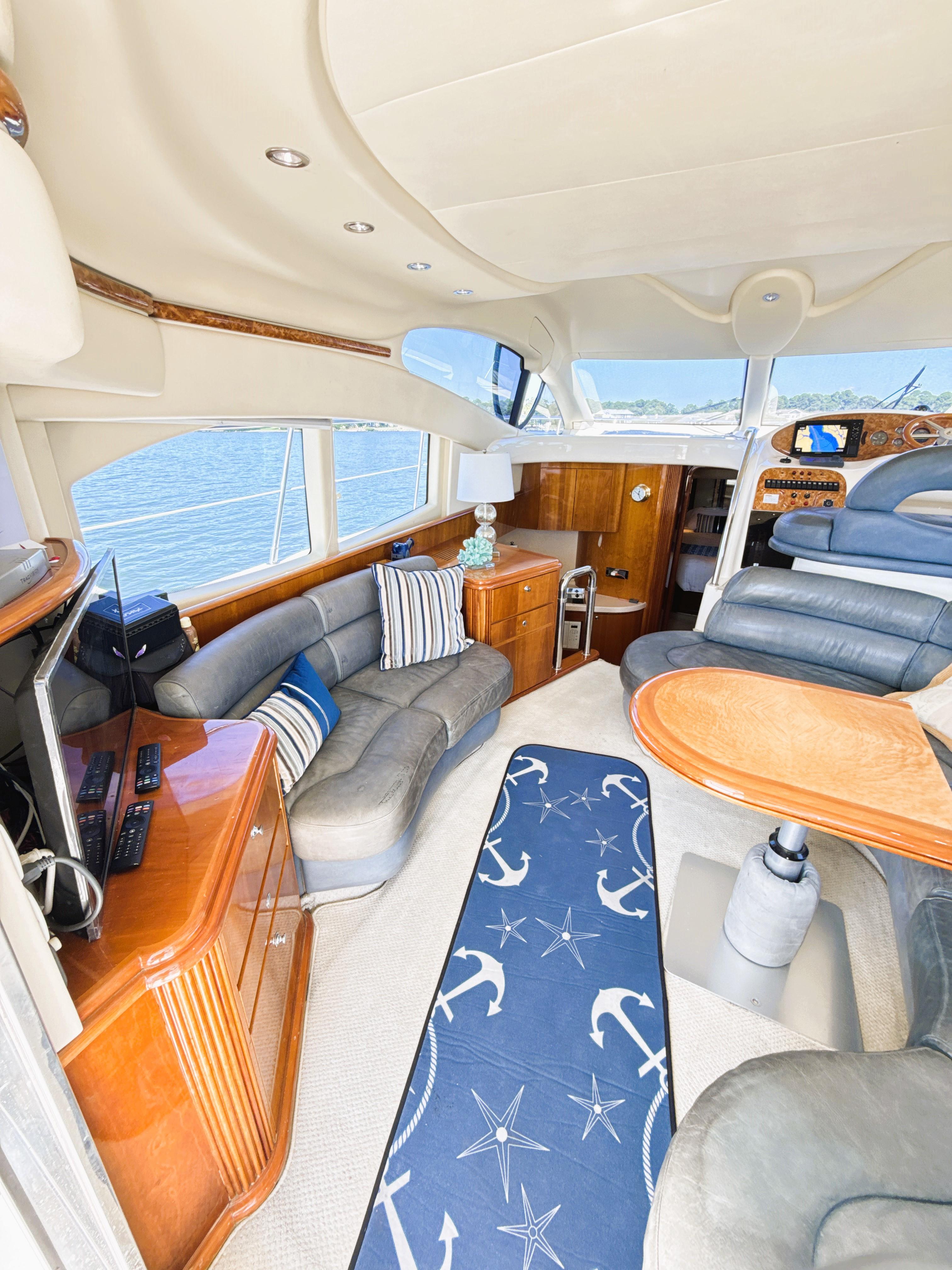 Yacht Photos Pics