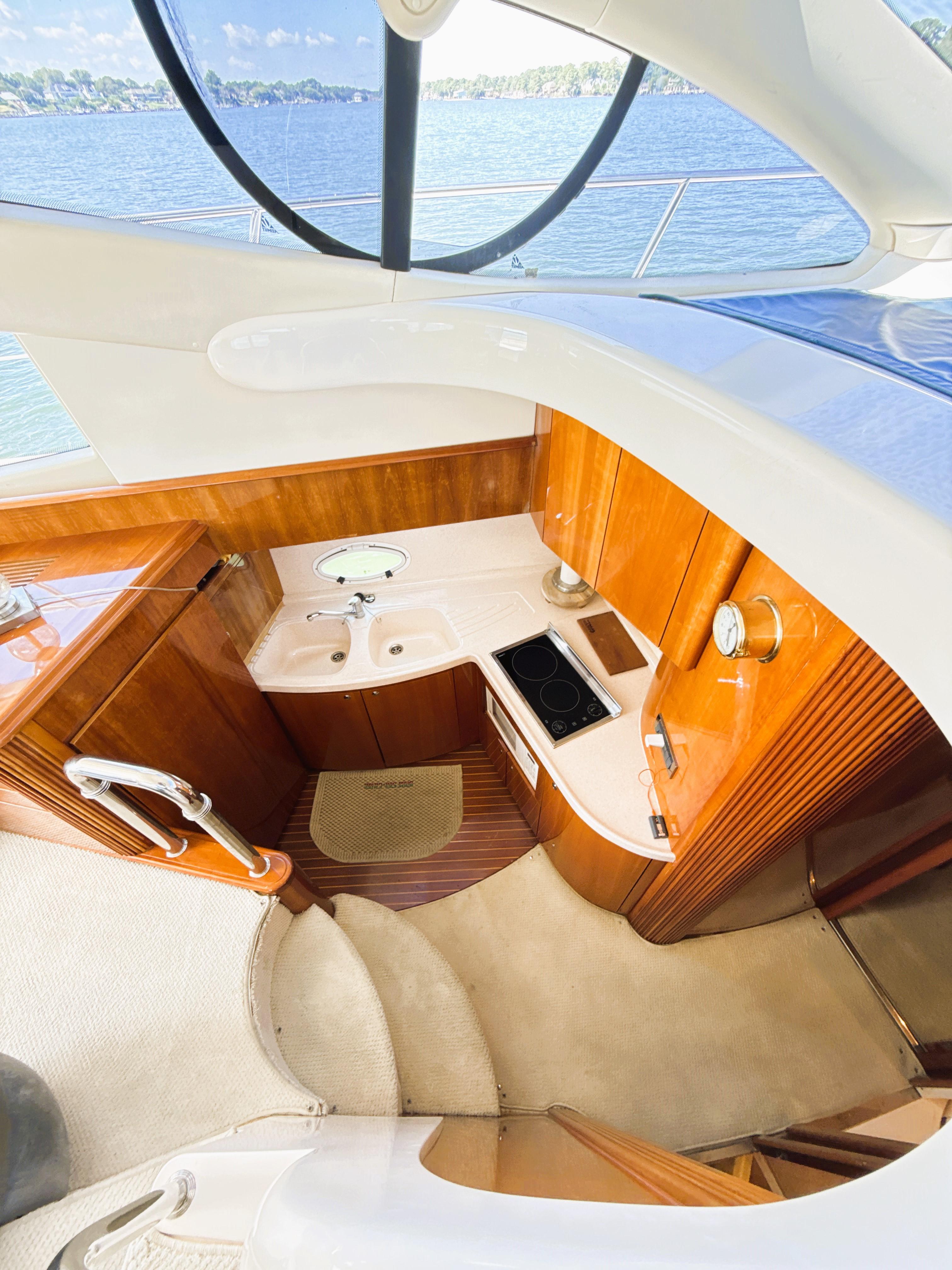 Yacht Photos Pics