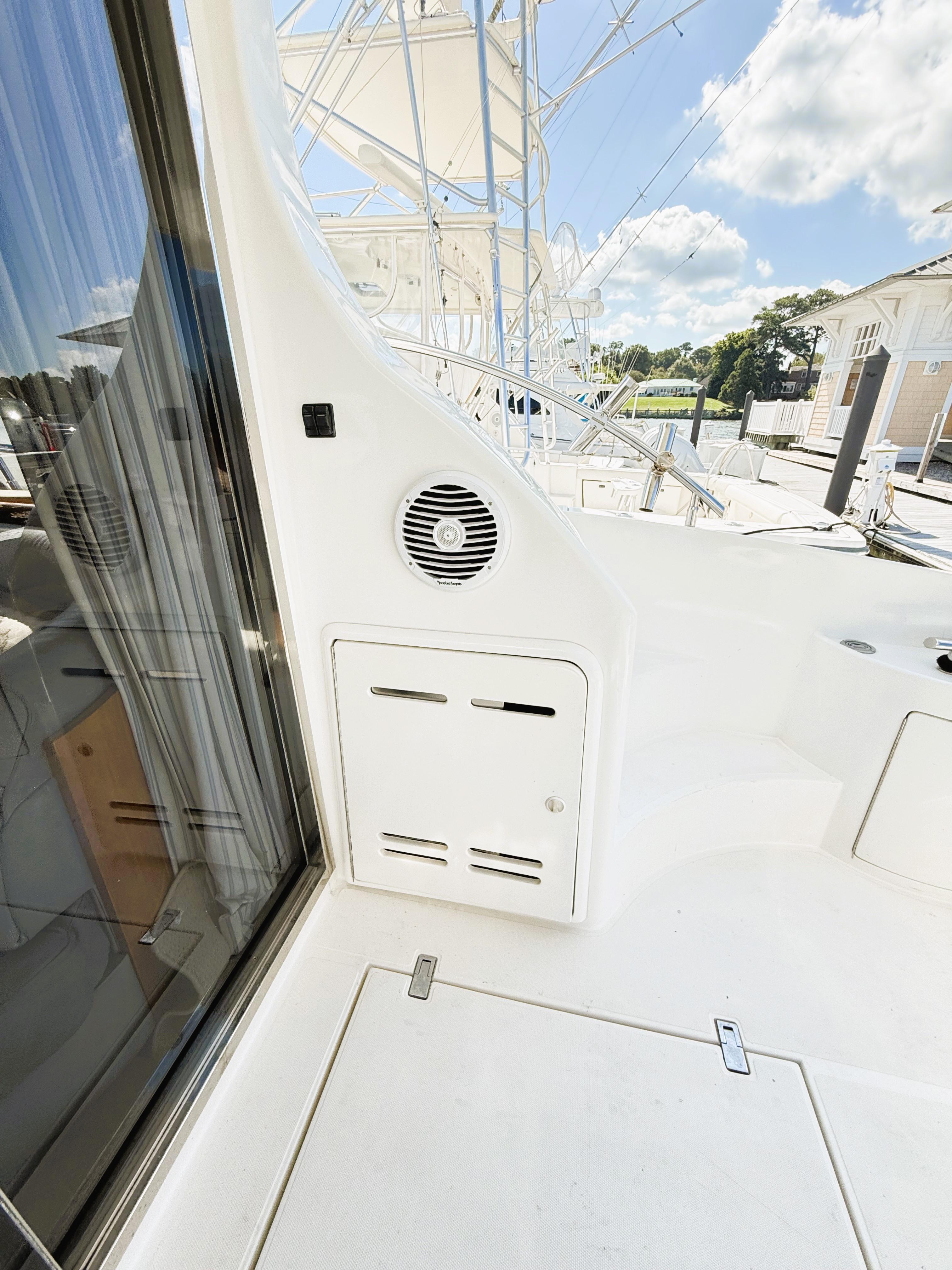 Yacht Photos Pics