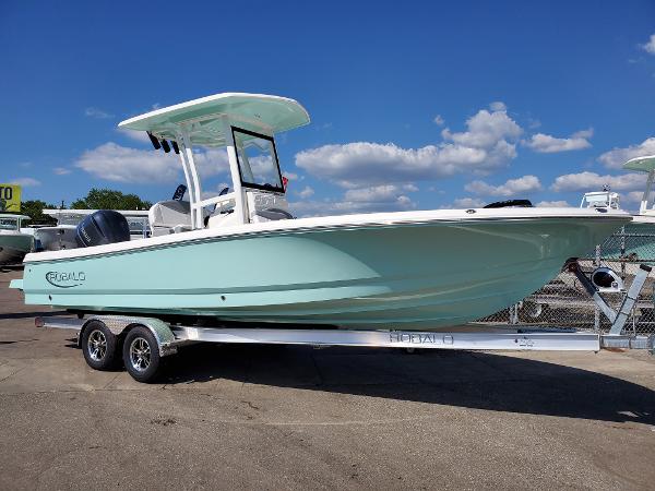 New 2021 Robalo 246 Cayman Sarasota Boat Trader