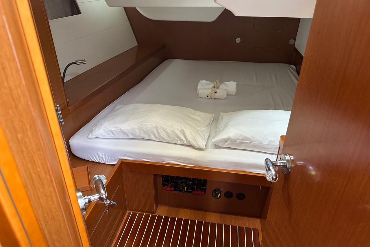 Yacht Photos Pics