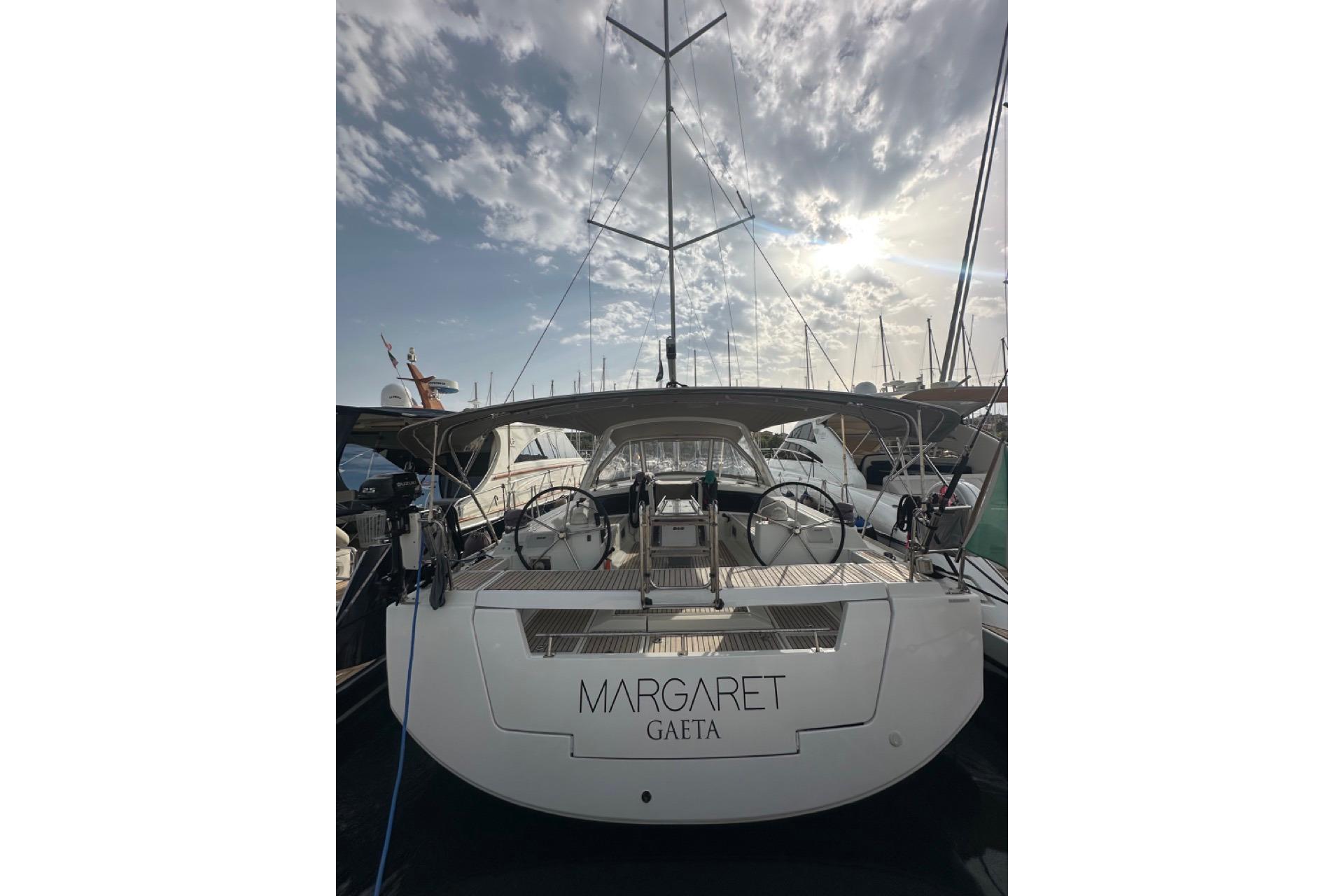 Yacht Photos Pics