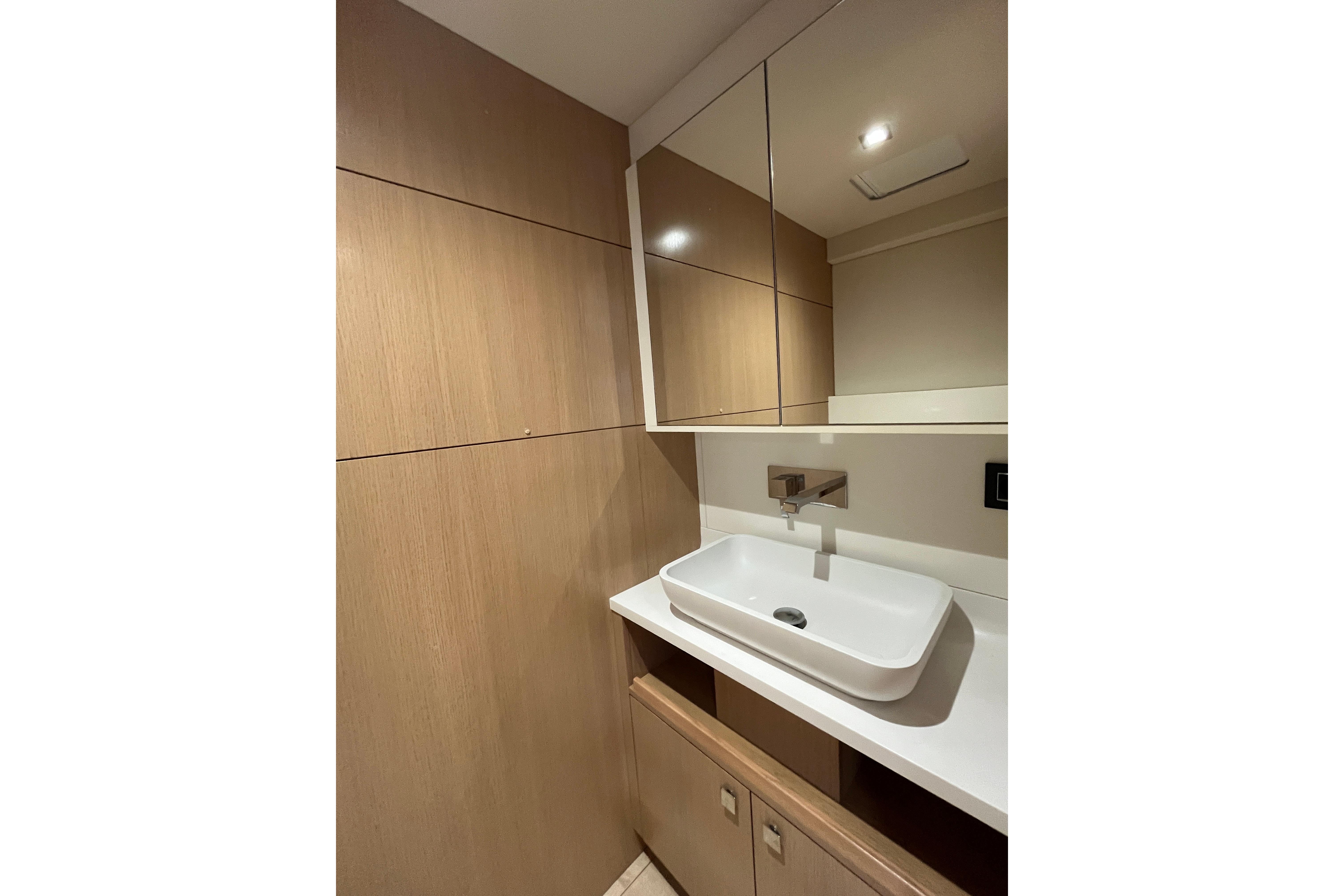 Privilege 580 SIGNATURE