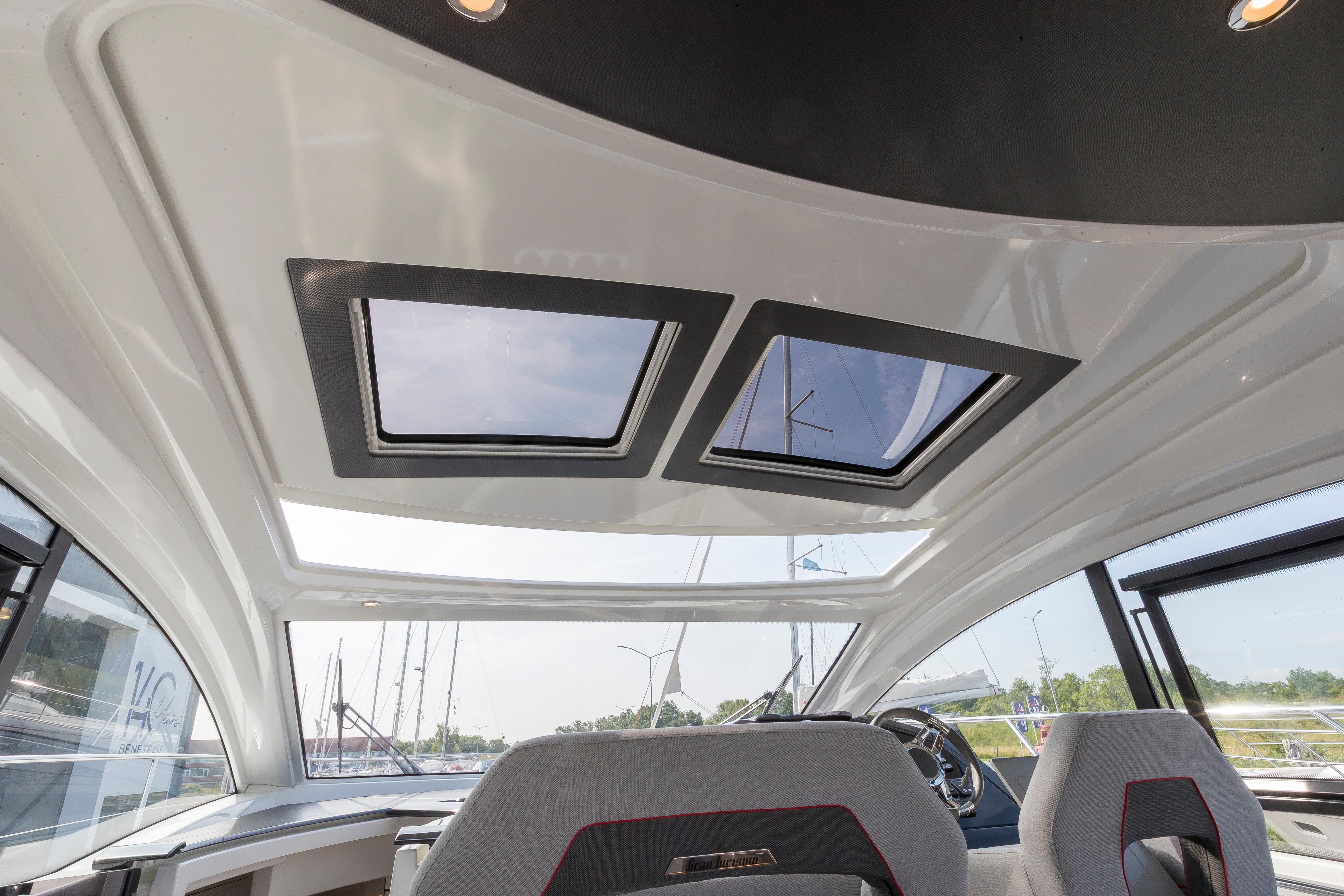 Yacht Photos Pics