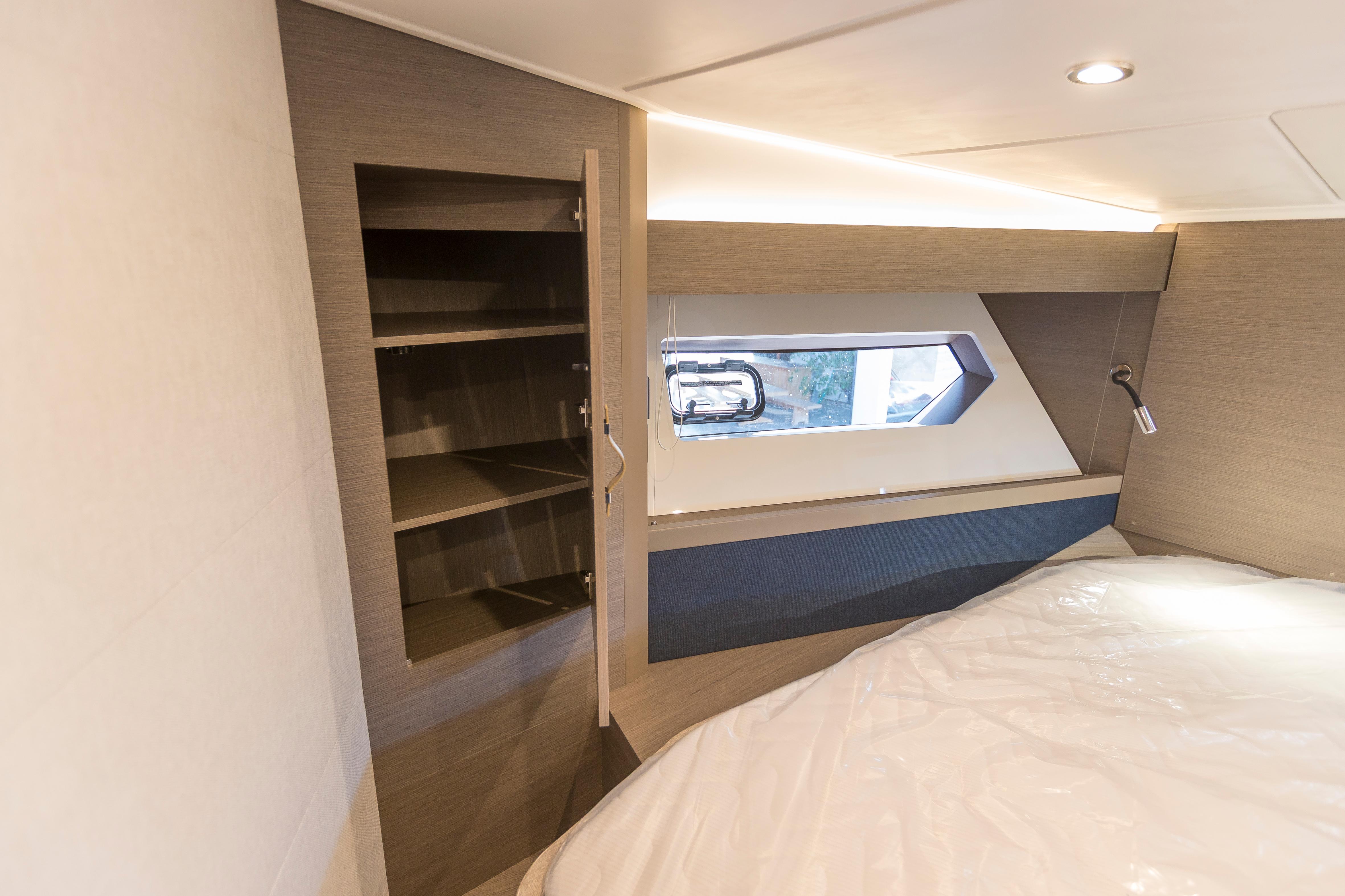 Yacht Photos Pics