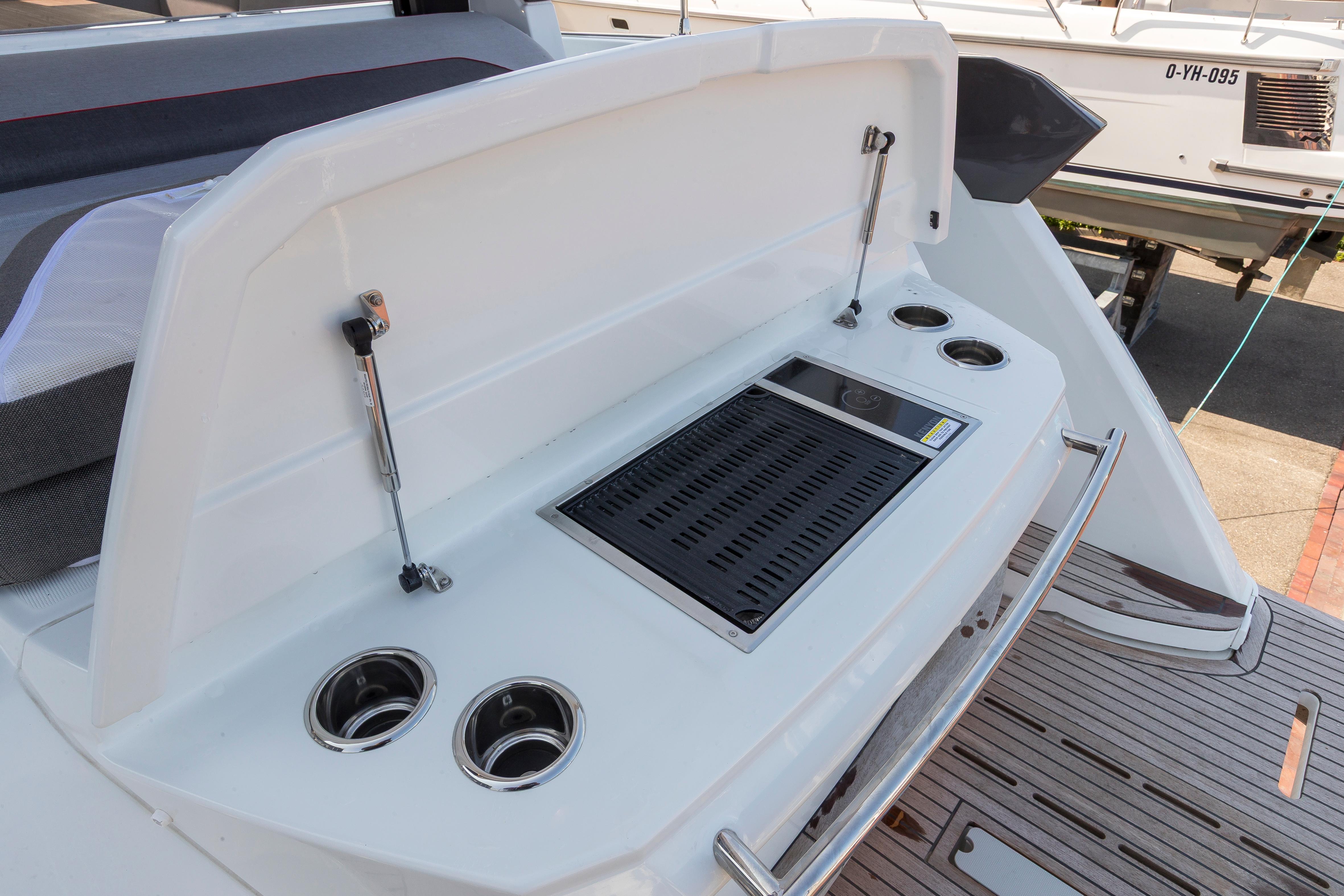 Yacht Photos Pics