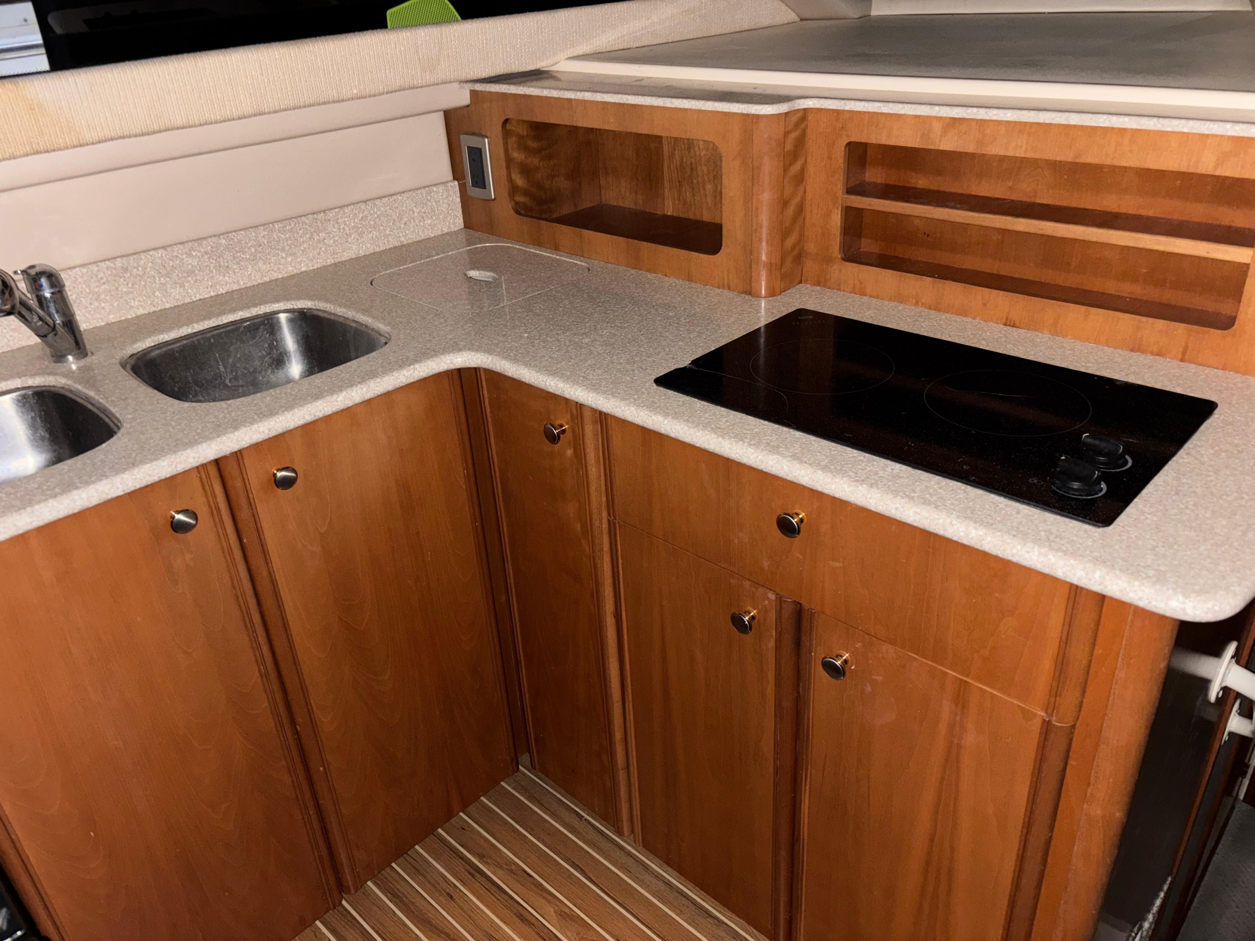 2004-meridian-381-sedan-power-9530121-20250402062926956-1_XLARGE