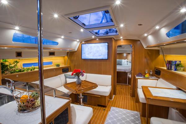 42' Catalina, Listing Number 100825958, Image No. 4