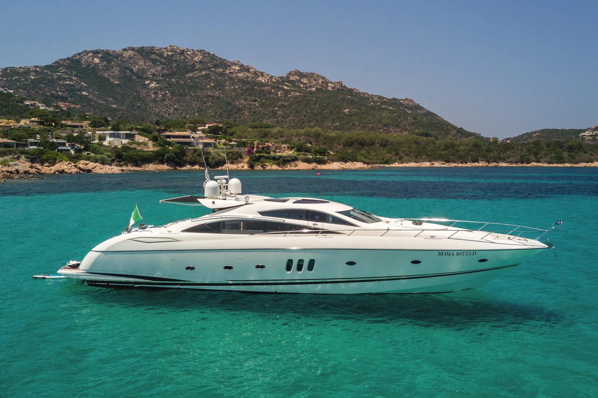 2006 Sunseeker Predator 82 Black zen