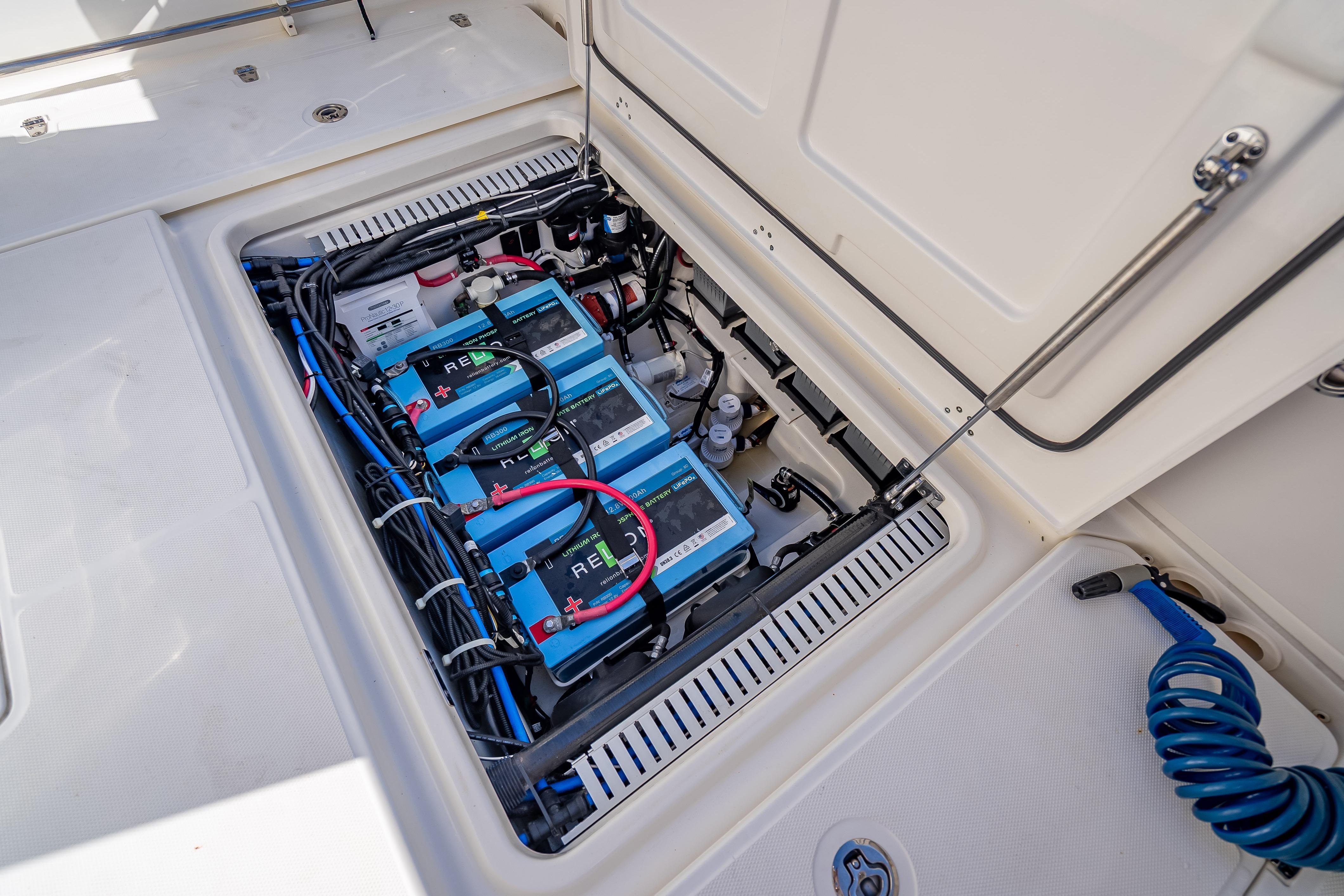 NEW SEAKEEPER- 110 Engine Hours- OBO
