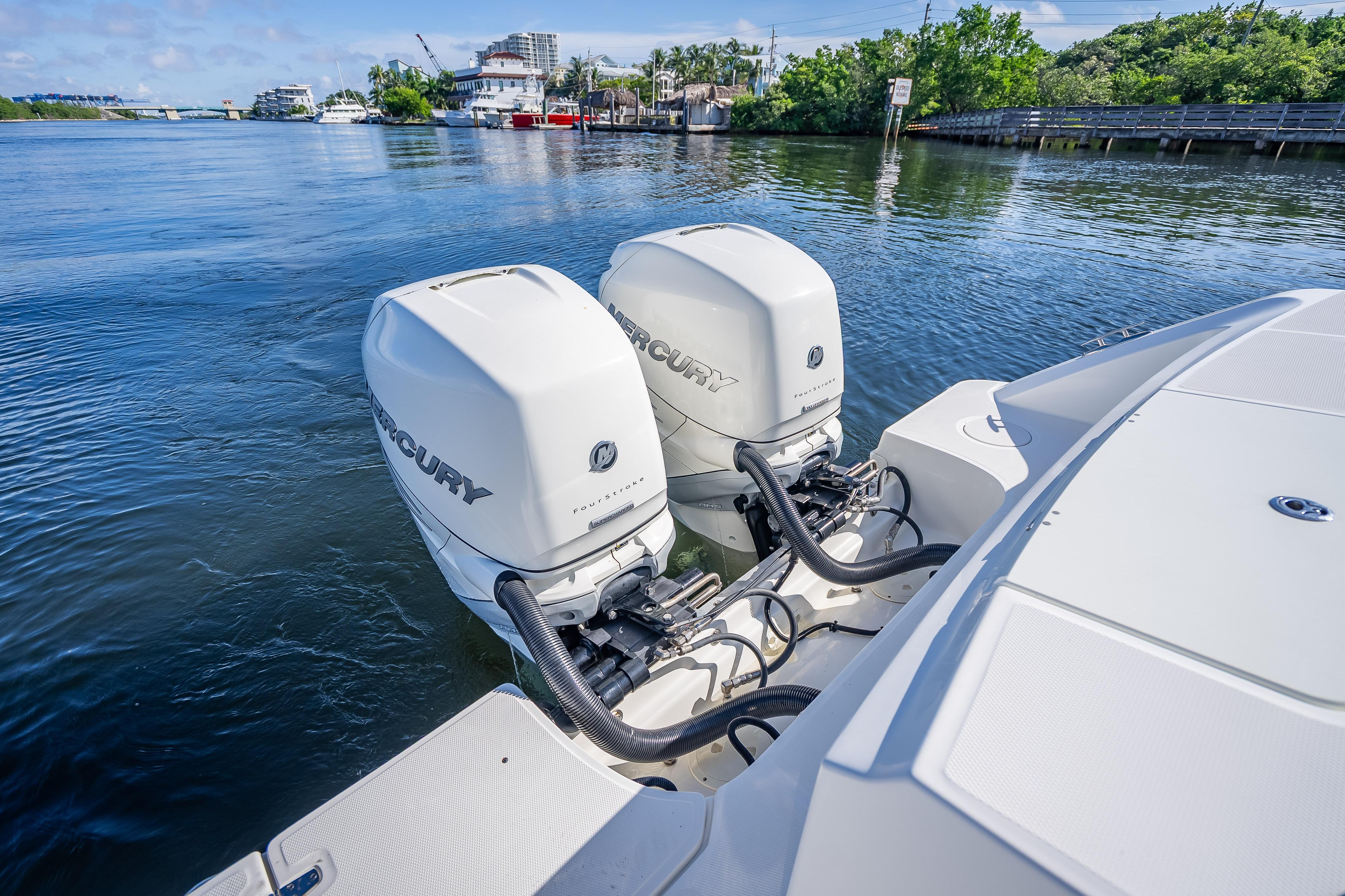 NEW SEAKEEPER- 110 Engine Hours- OBO