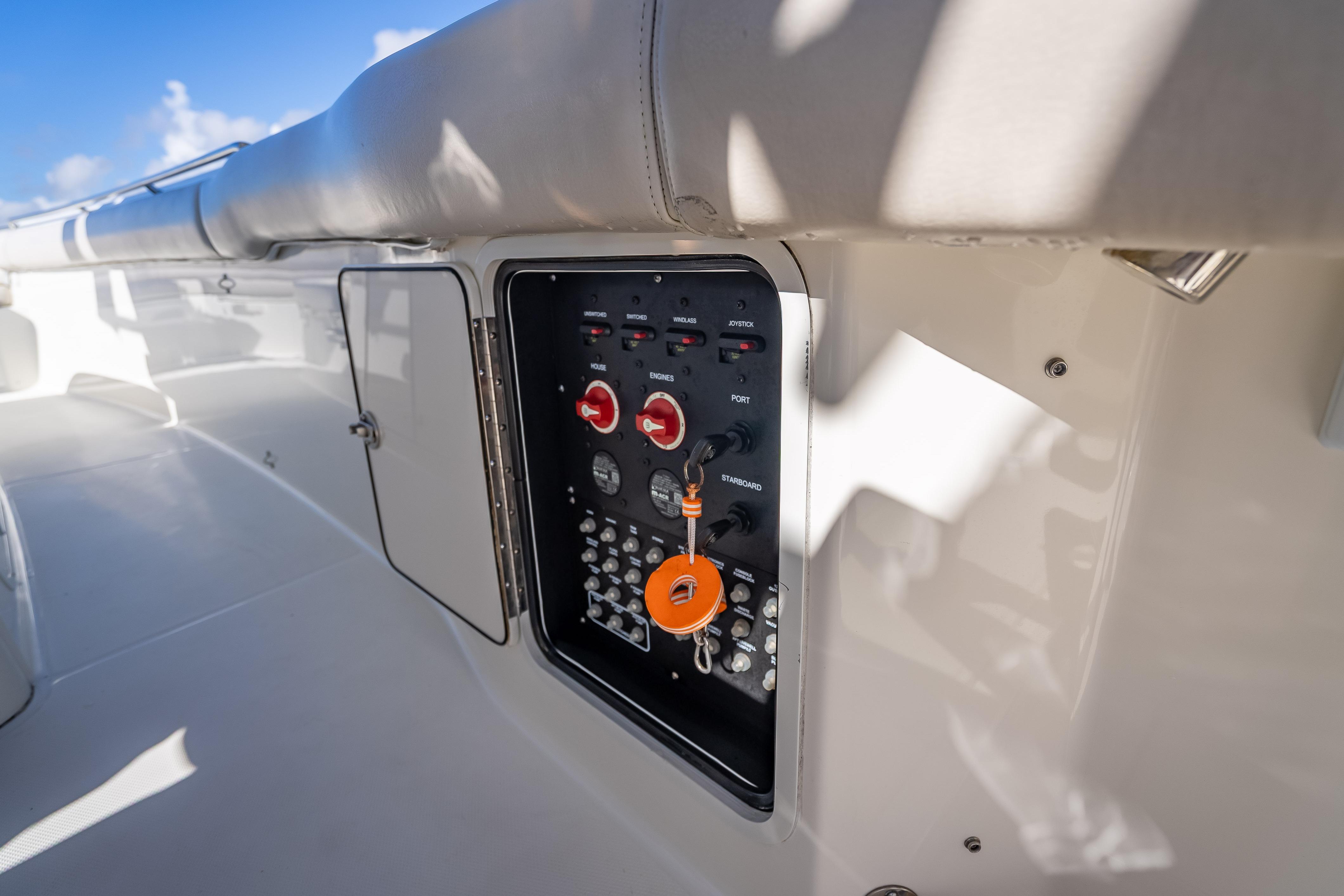 NEW SEAKEEPER- 110 Engine Hours- OBO