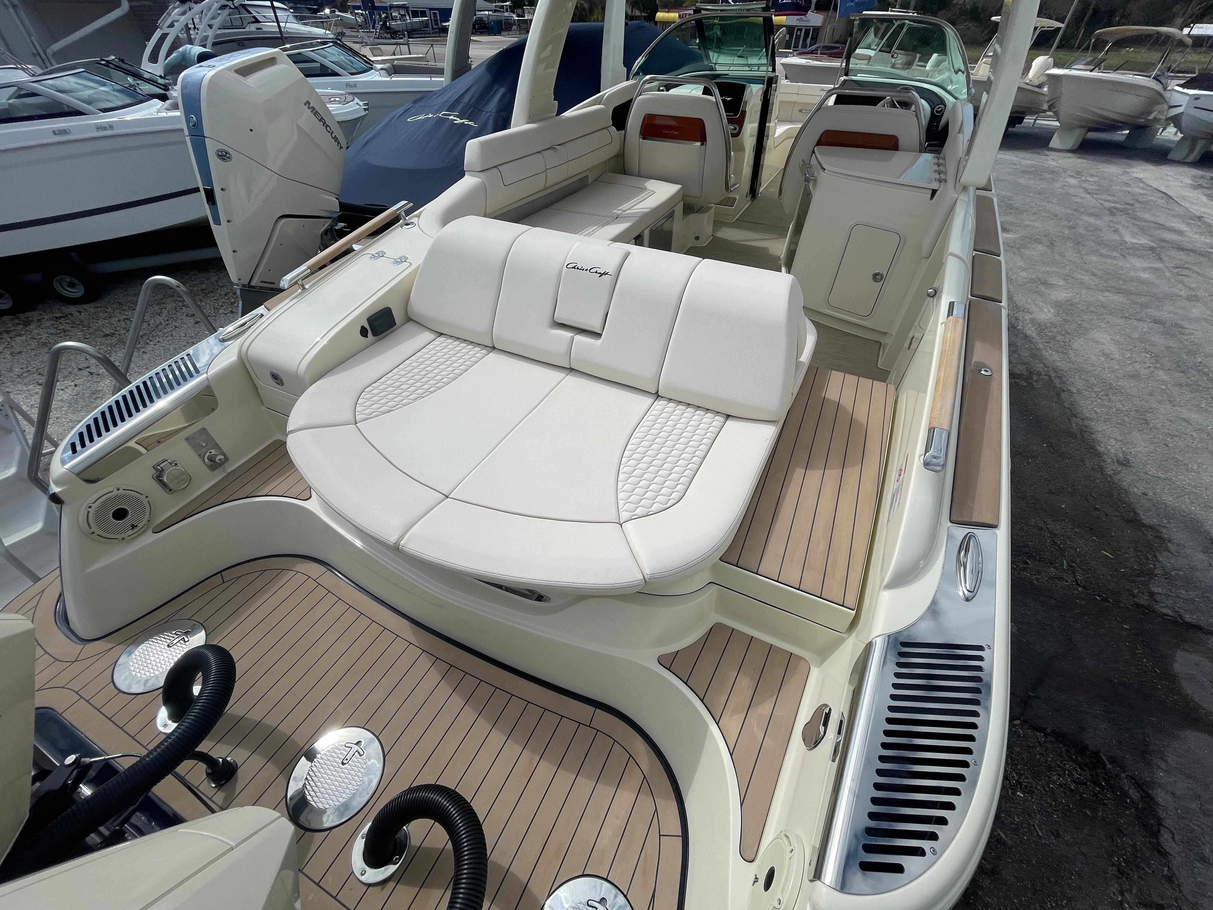 2024 Chris-Craft Launch 31 GT-4