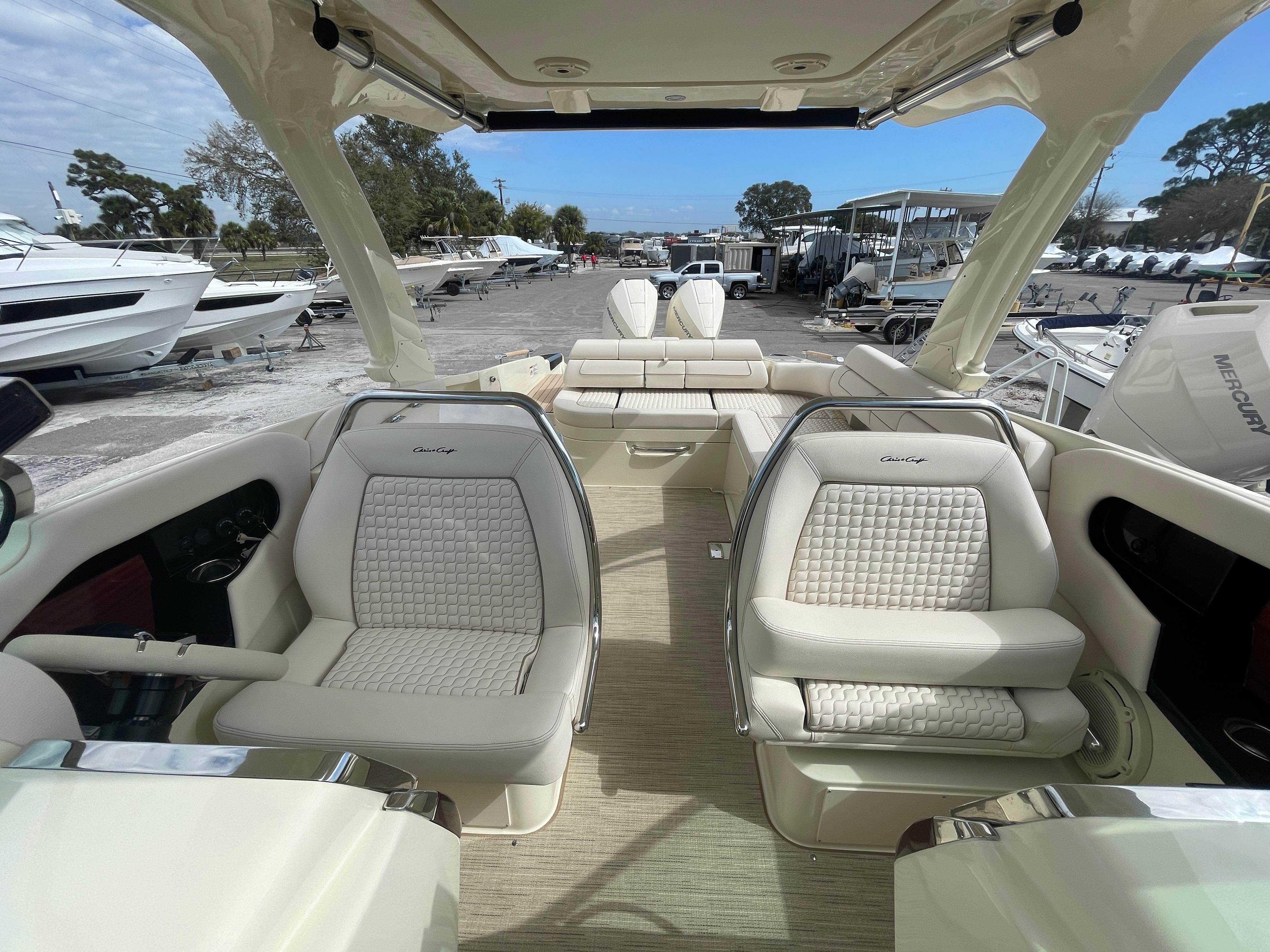 2024 Chris-Craft Launch 31 GT-11
