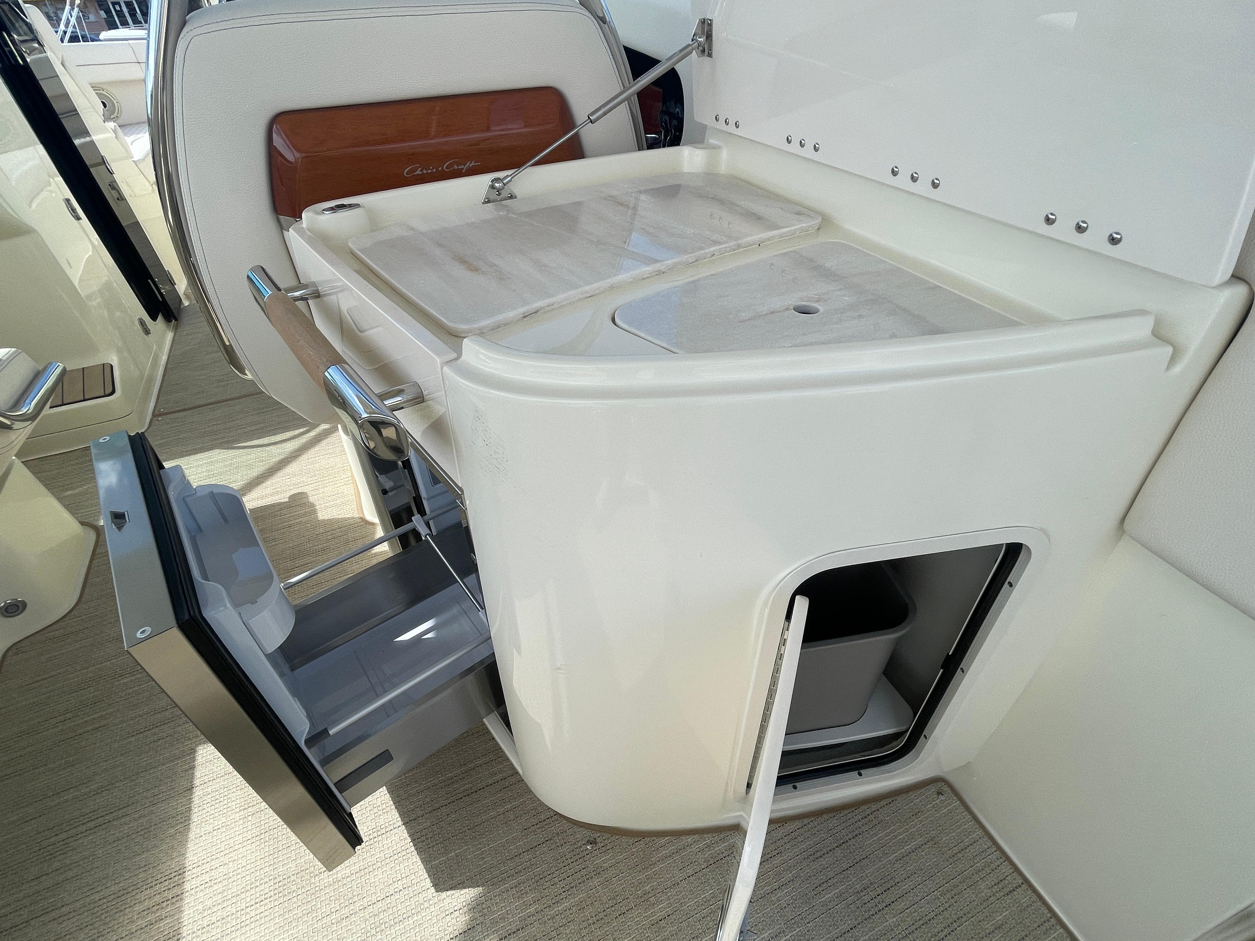 2024 Chris-Craft Launch 31 GT-7