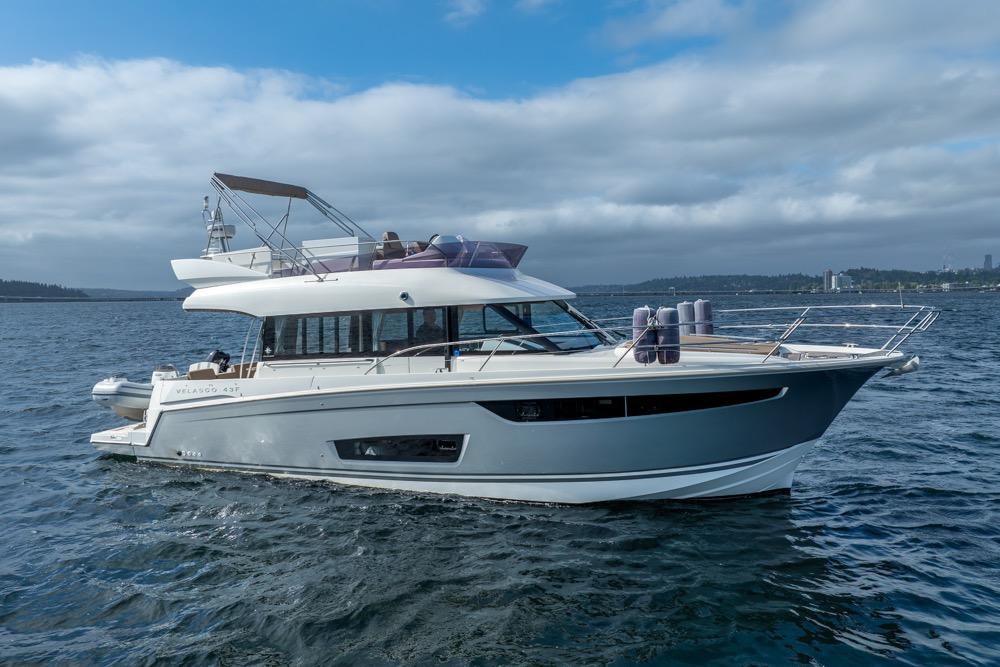 2016 Jeanneau 43 