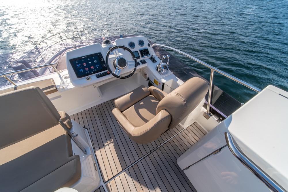 2016 Jeanneau 43 