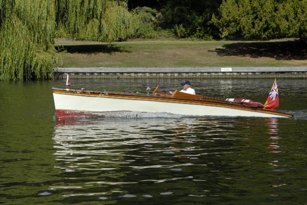1936 Andrews 25 Slipper Launch
