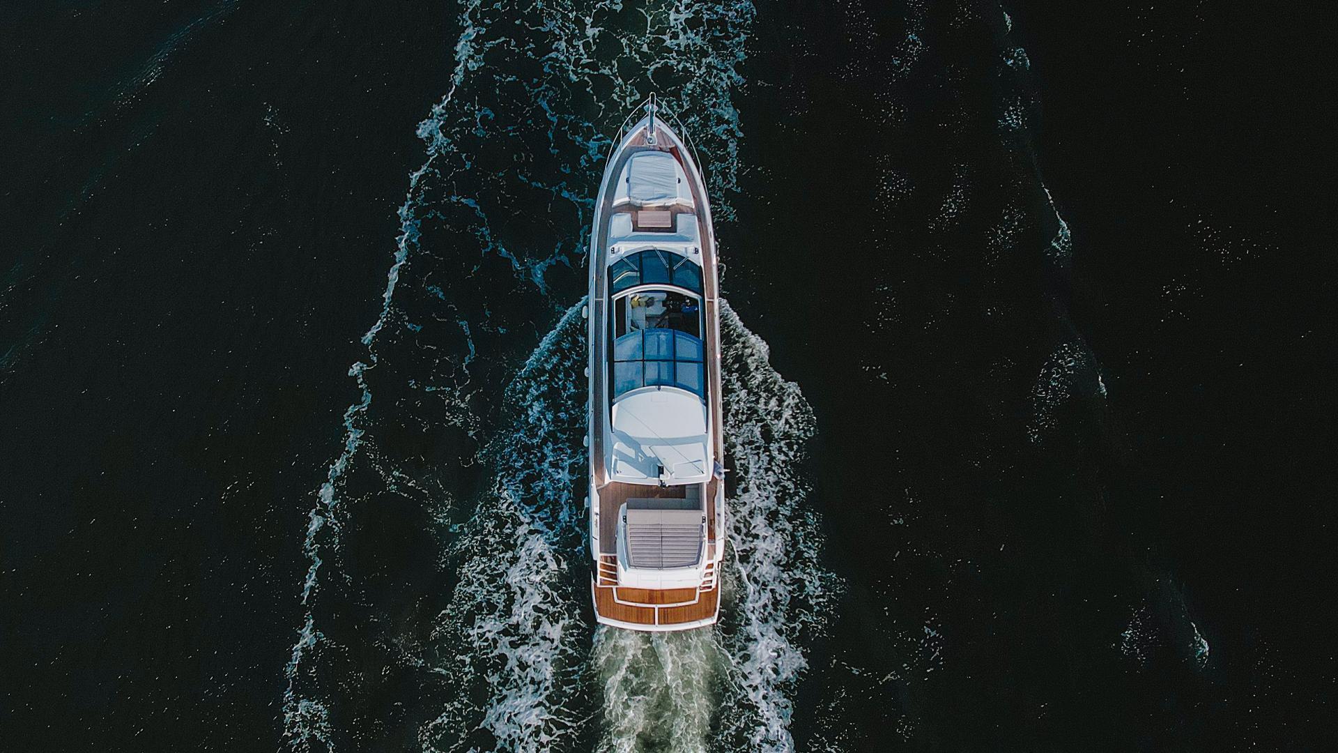 Yacht Photos Pics