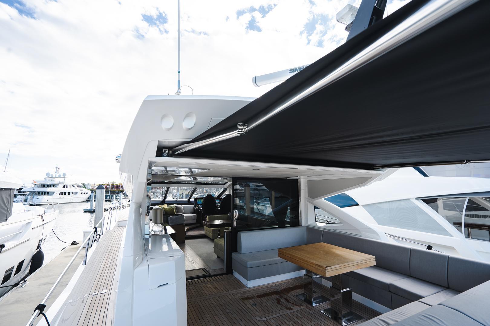 Yacht Photos Pics