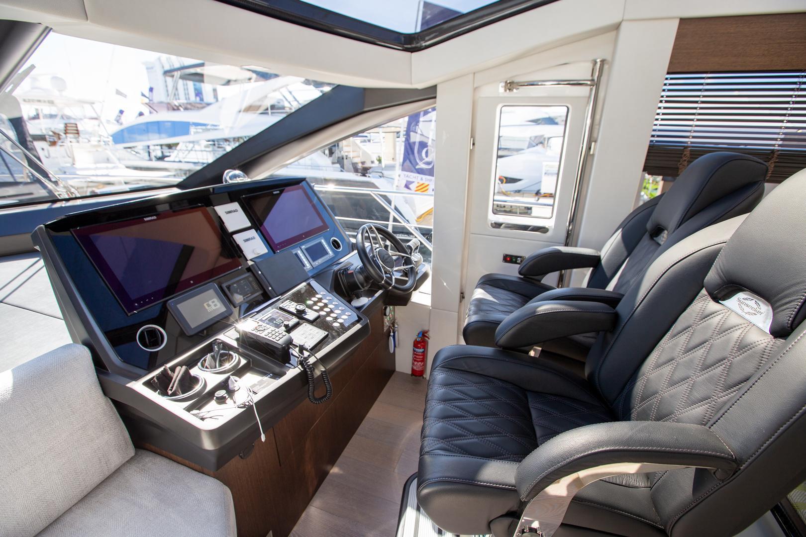 Yacht Photos Pics