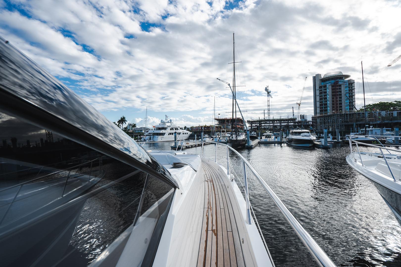 Yacht Photos Pics