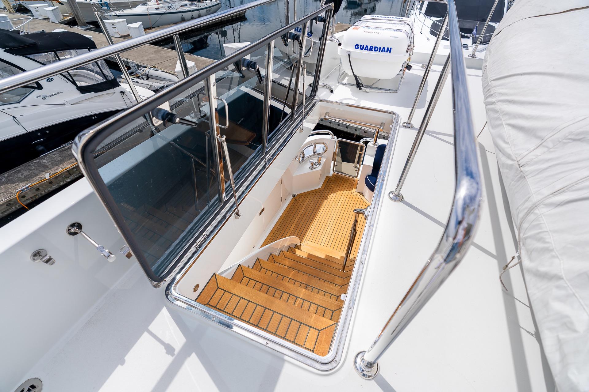 2013 Ocean Alexander 72 