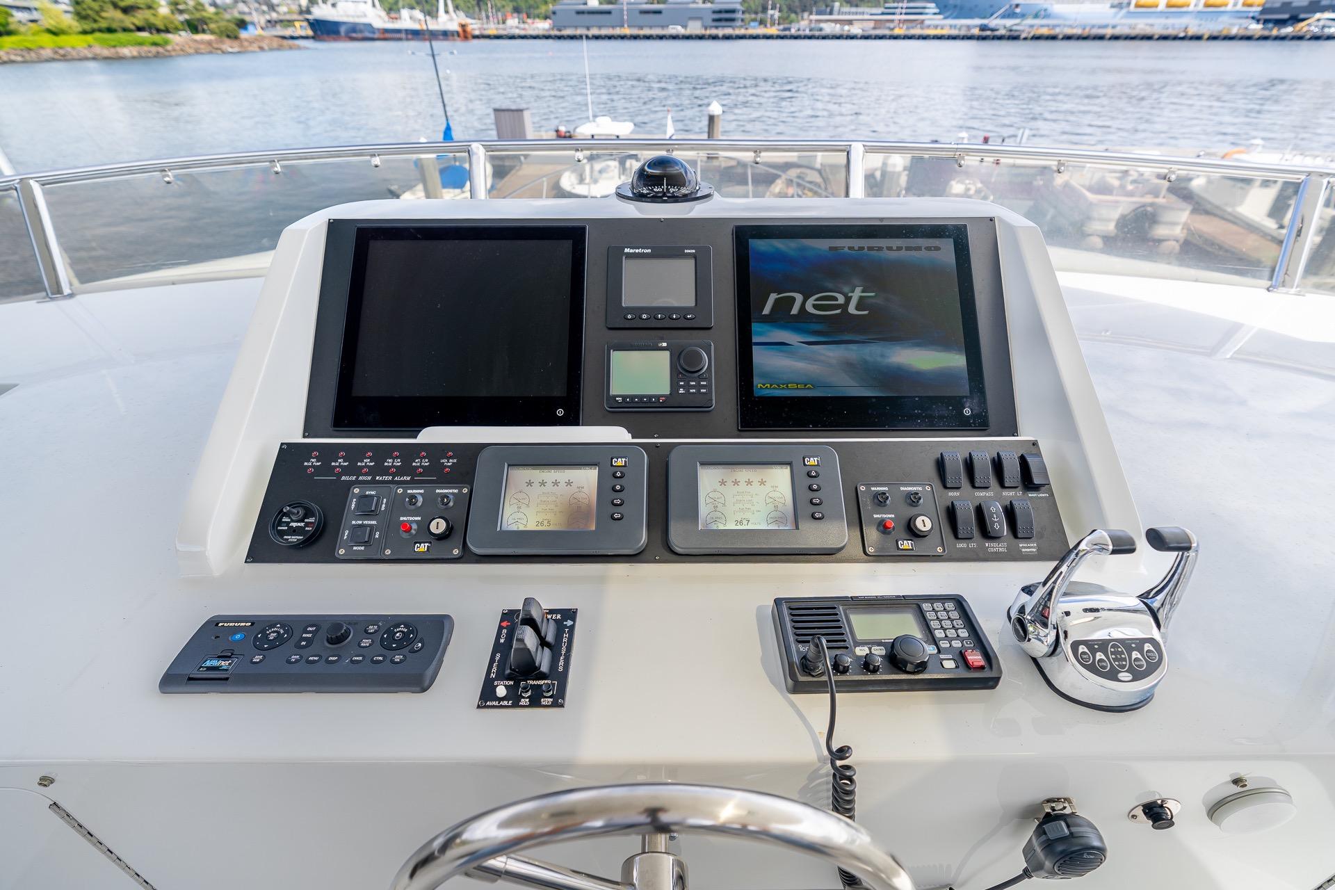 2013 Ocean Alexander 72 