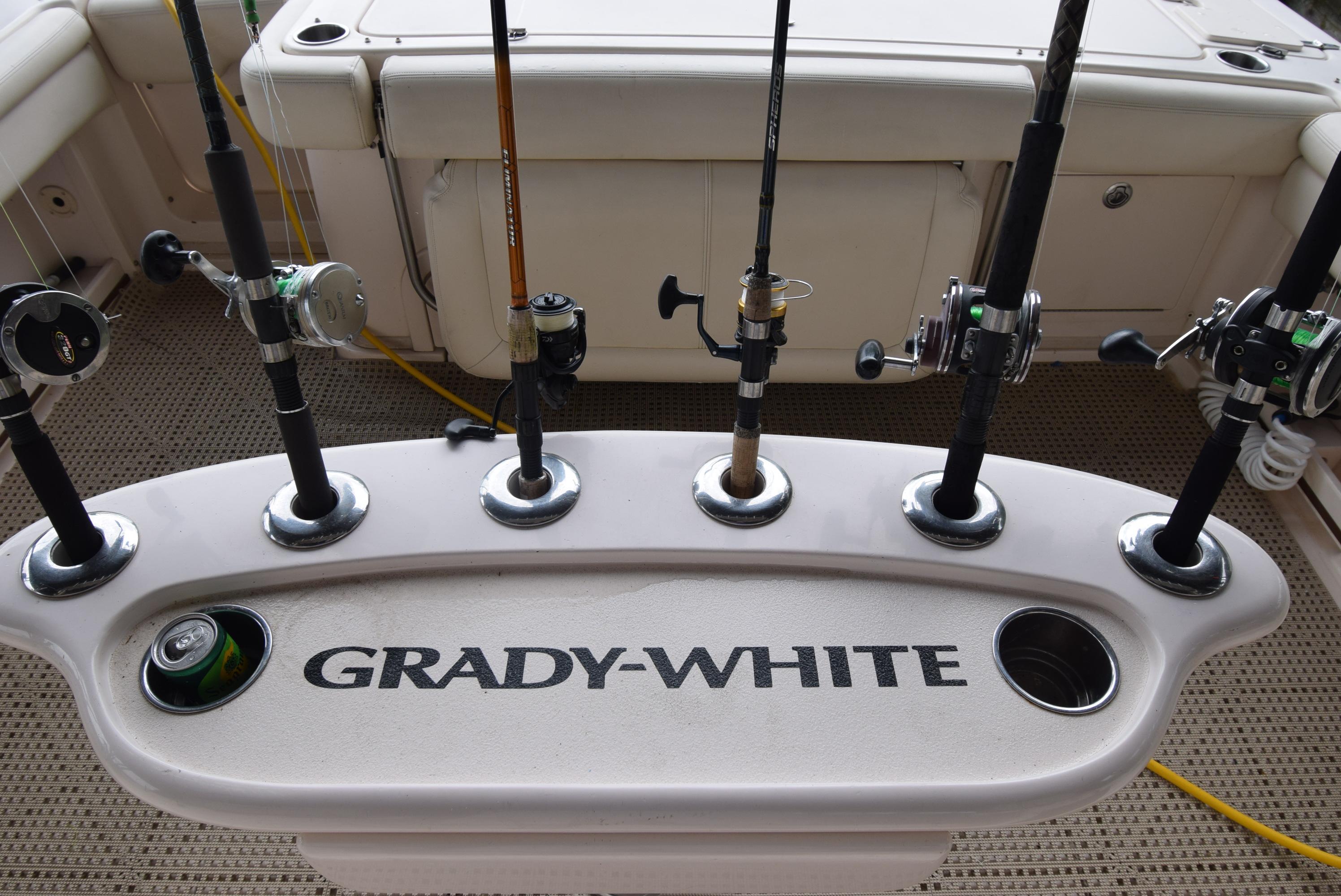 2016-grady-white-express-330-power-9450131-965857310-0-160720241321-43
